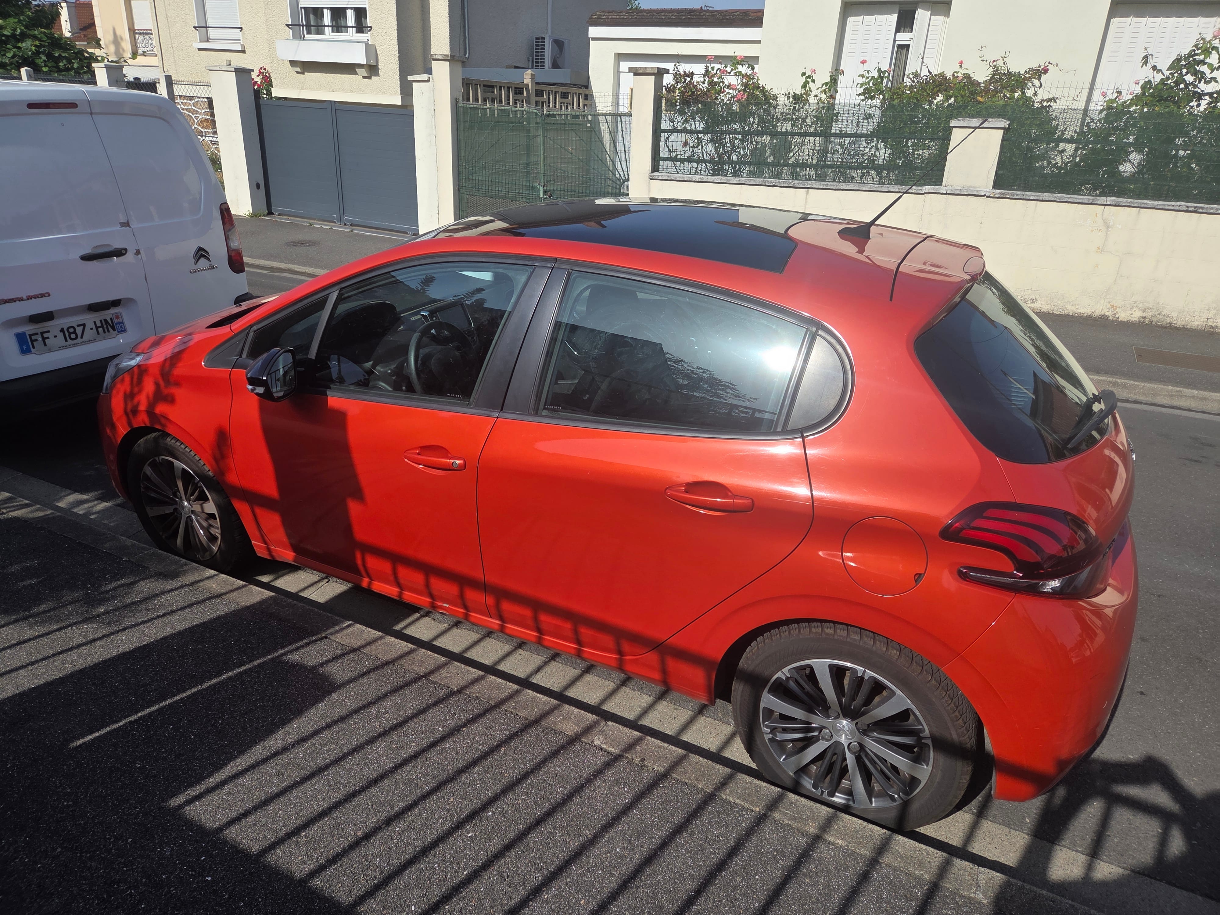 Peugeot 208 avec Climatisation