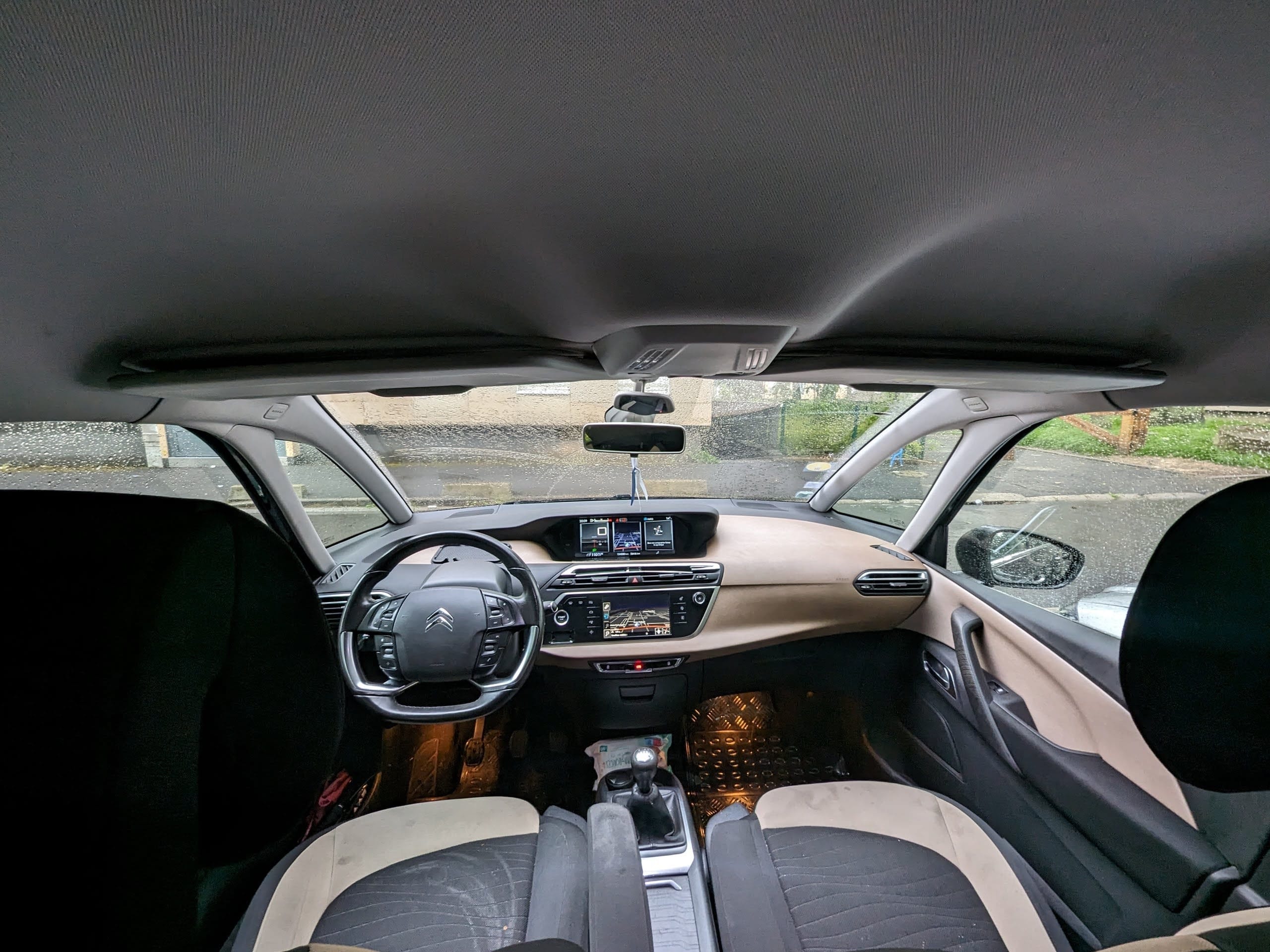 Citroen C4 Picasso avec Siège bébé