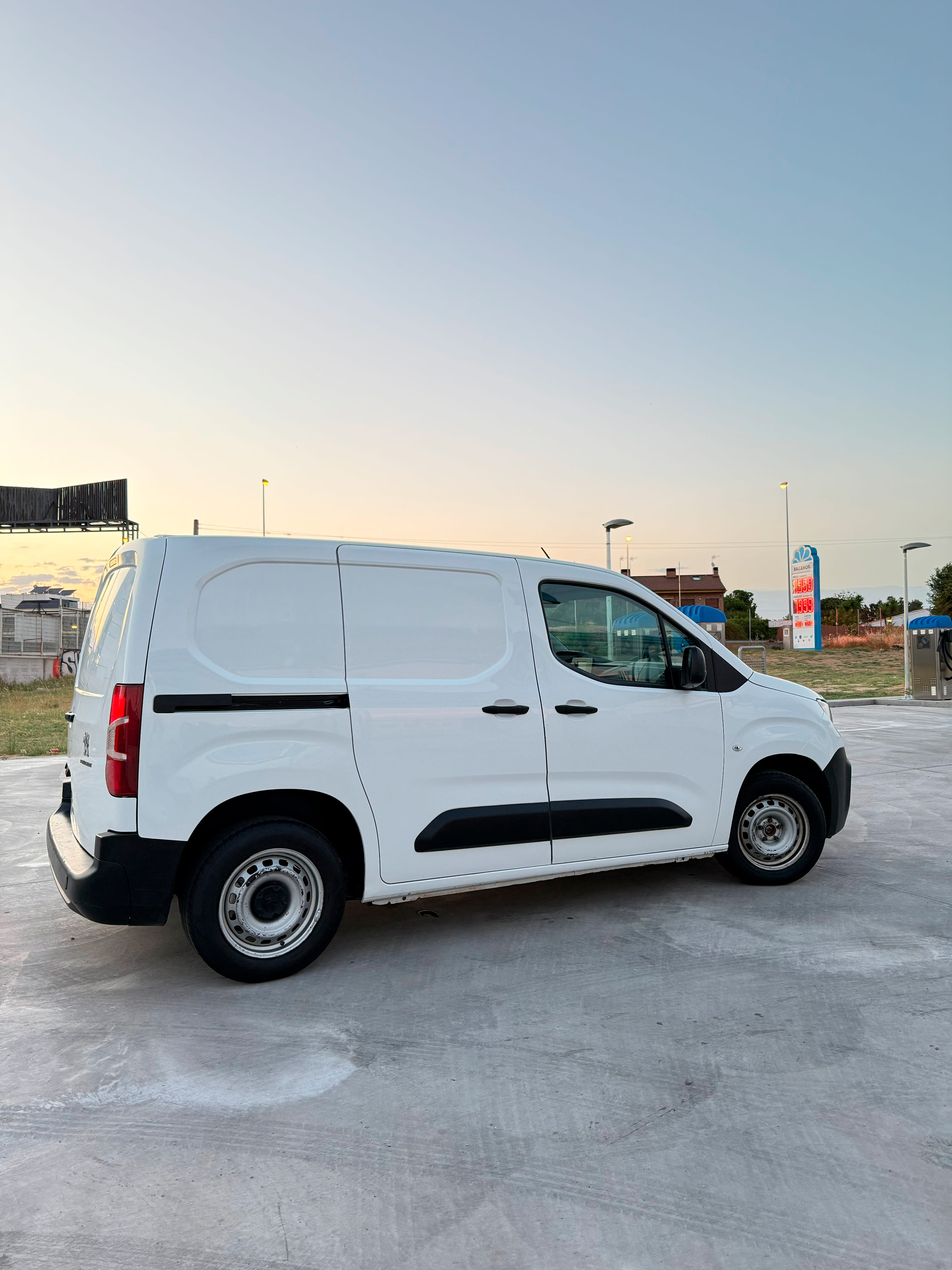 Peugeot Partner con Aire acondicionado
