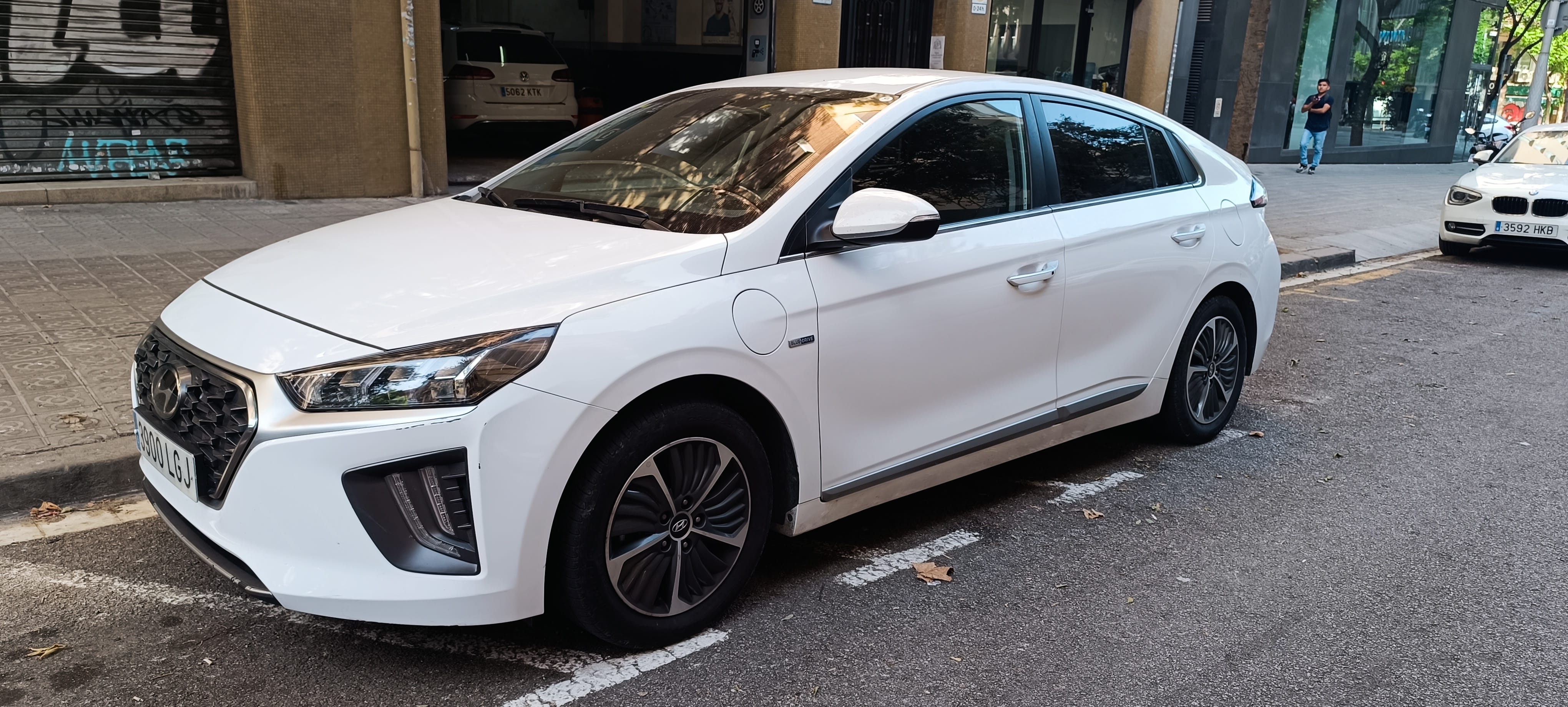 Hyundai Ioniq avec GPS