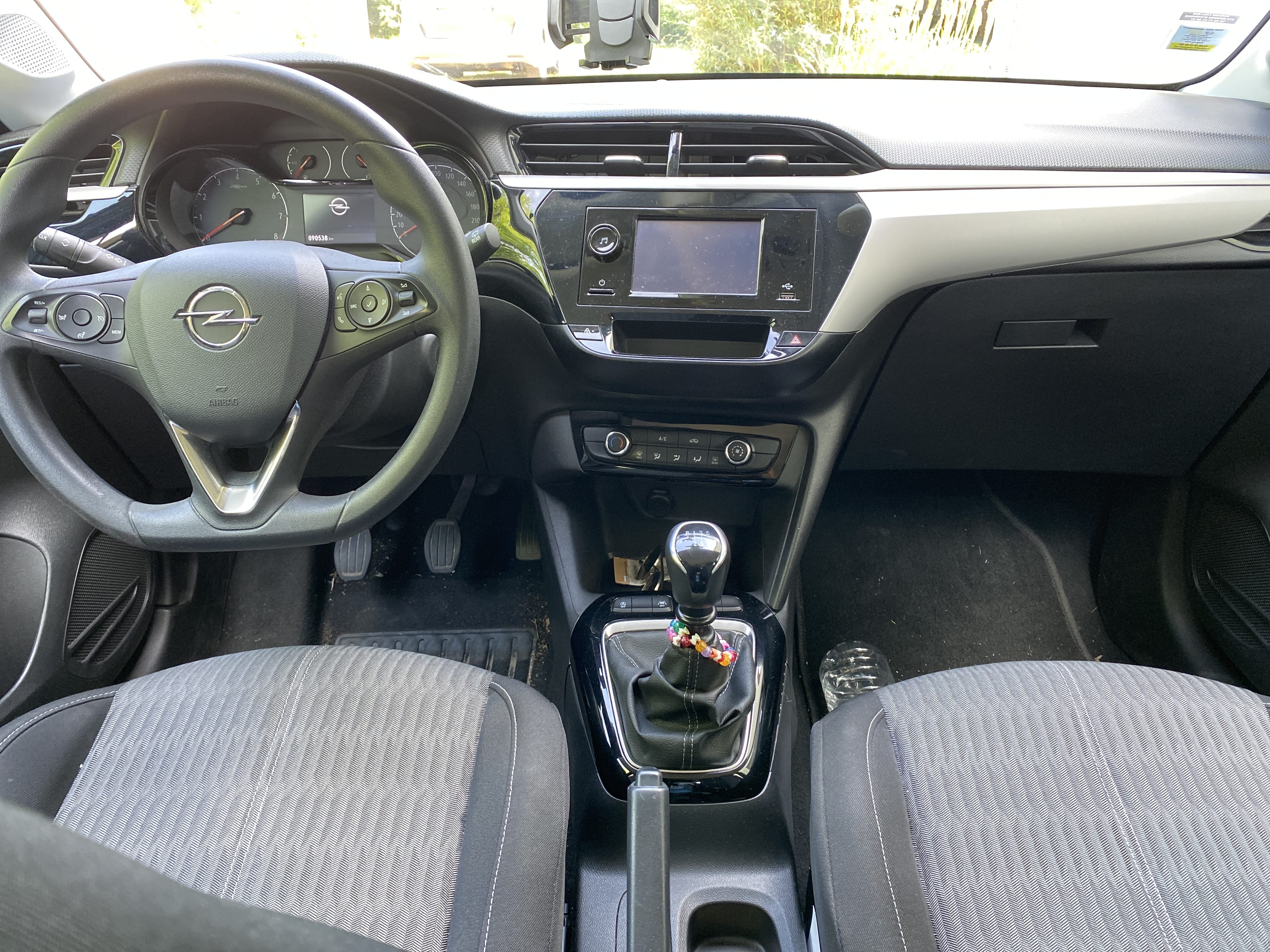 Opel Corsa avec Siège bébé