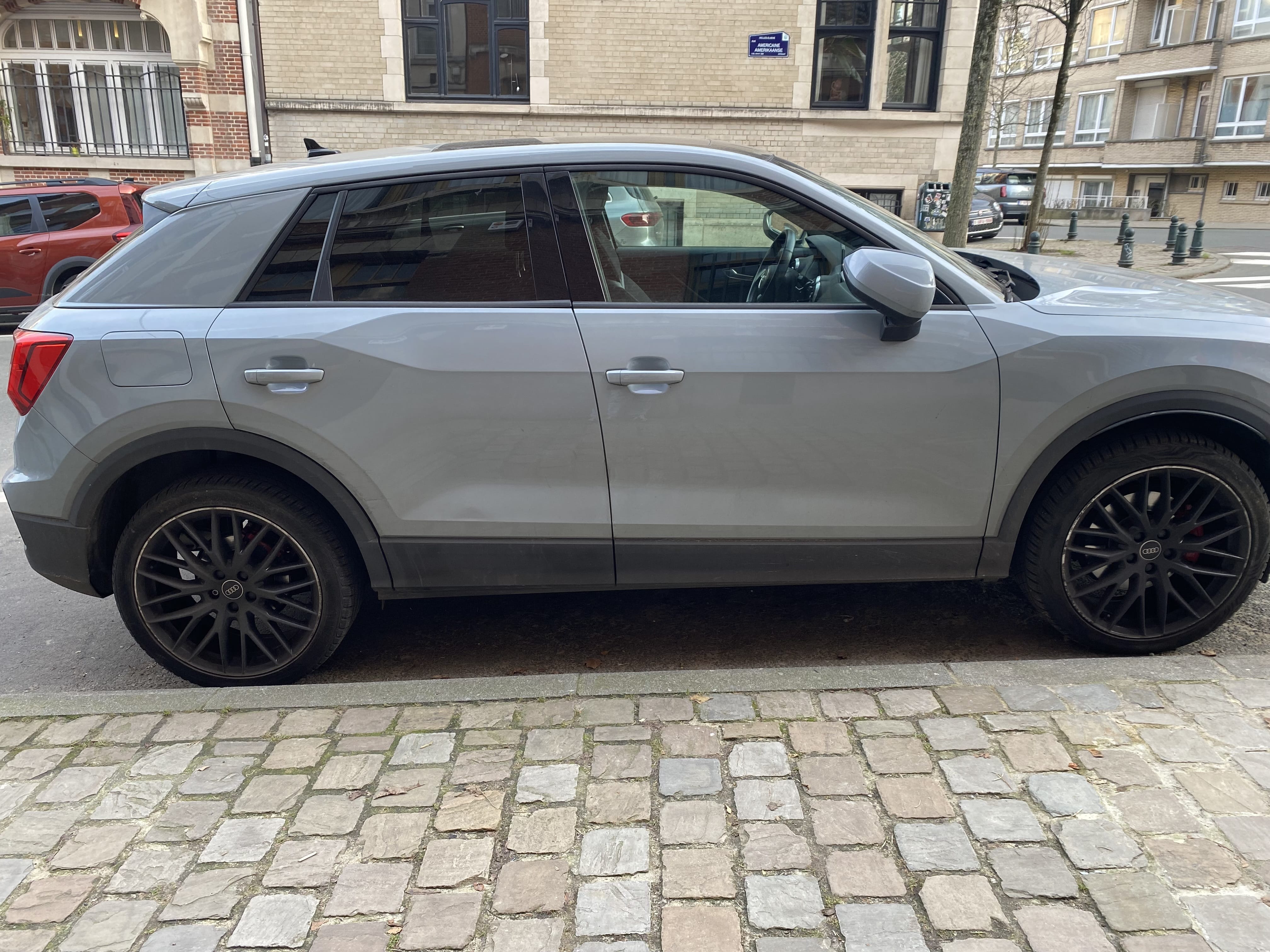 Audi Q2 with Air conditioning