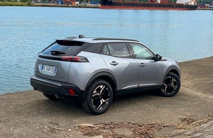 Peugeot 2008 avec Siège bébé