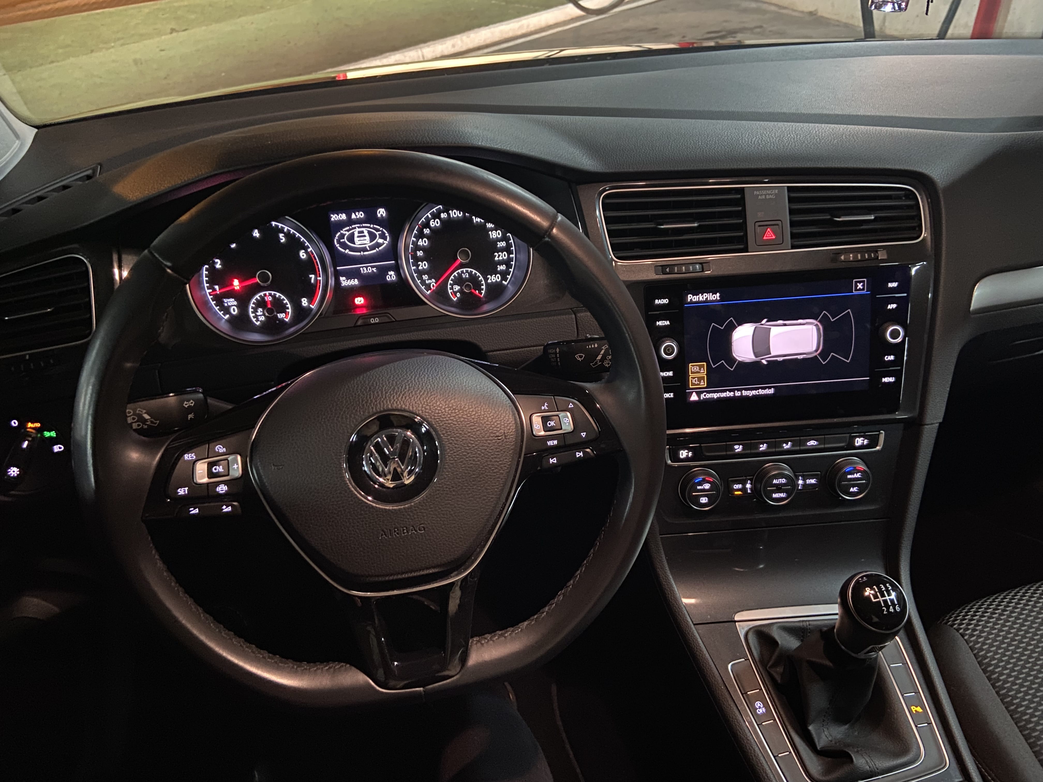 Volkswagen Golf con Apple CarPlay