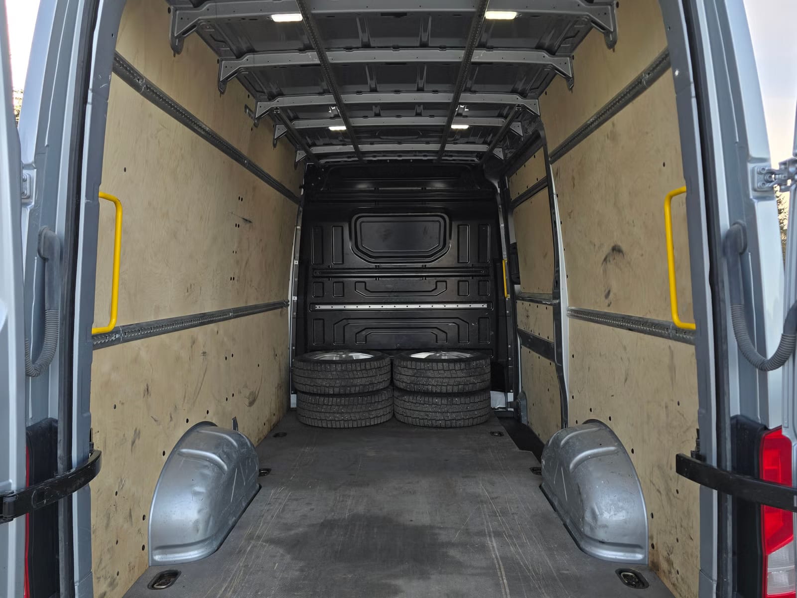 Volkswagen Crafter Varebil with Cruise control