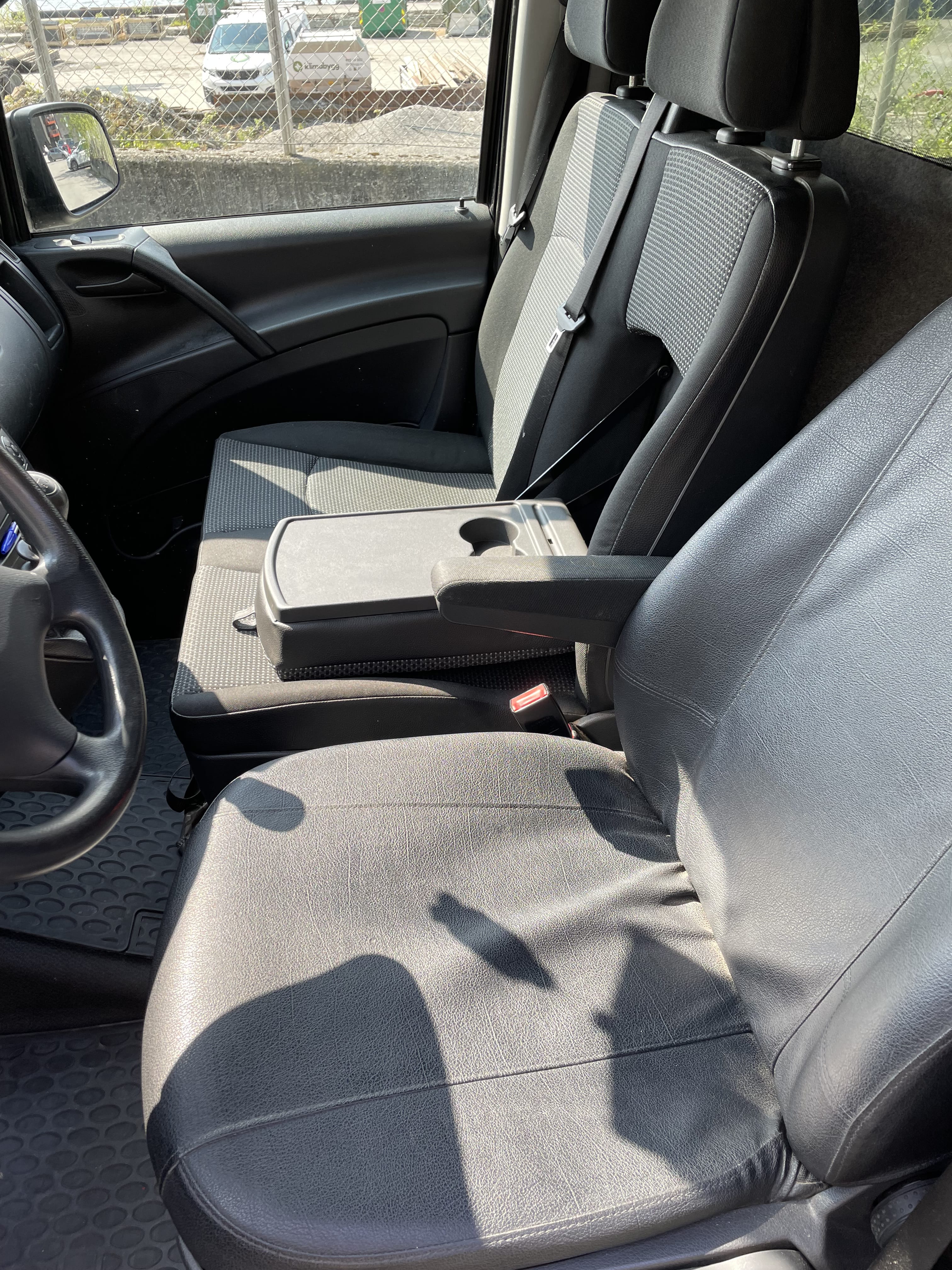 Mercedes Vito Mixto med Sykkelstativ