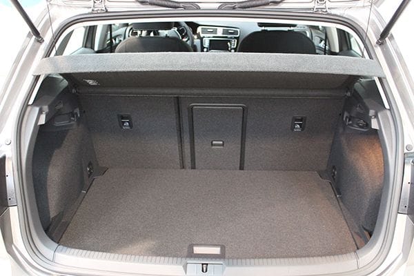 Volkswagen Golf avec Climatisation