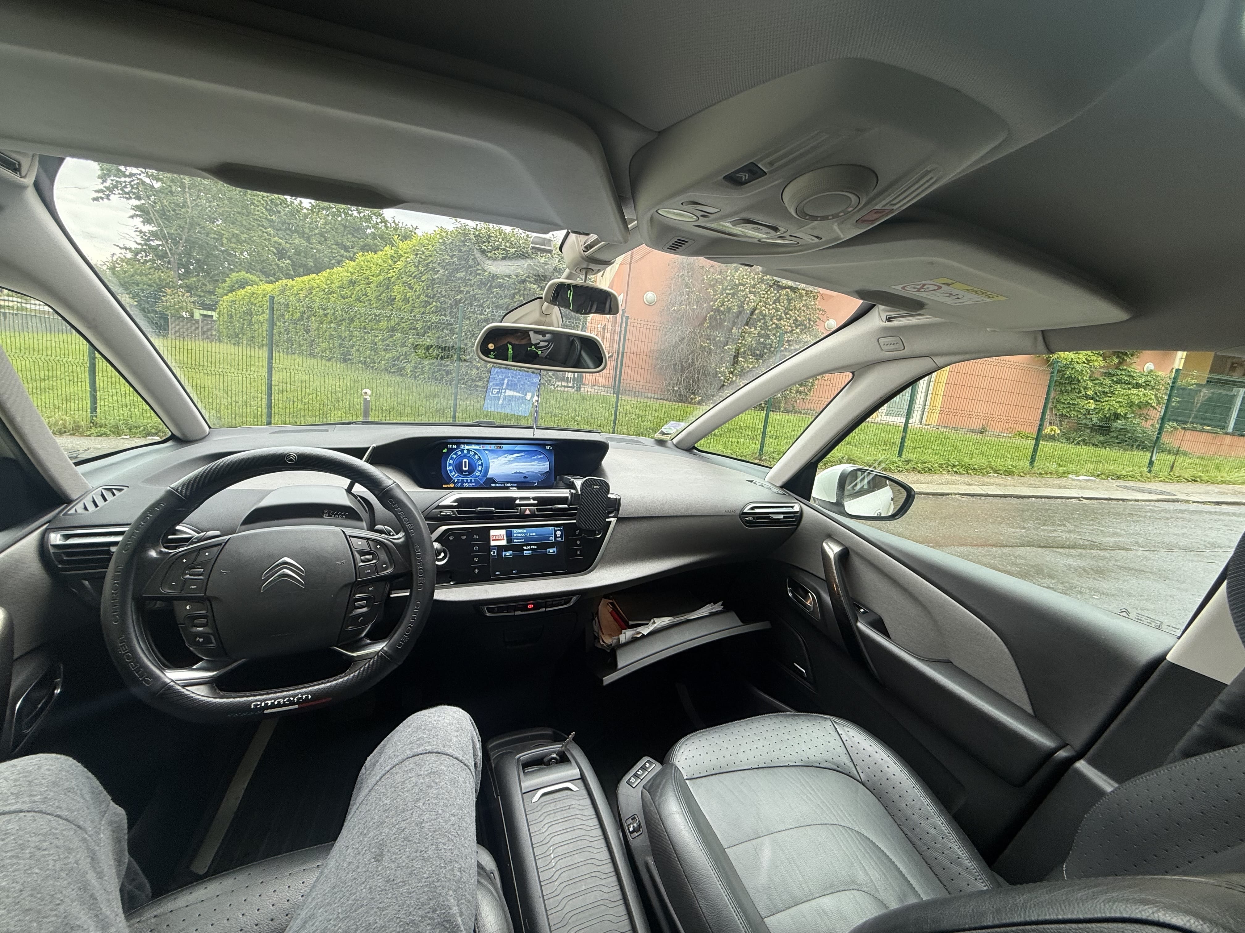 Citroen C4 Picasso avec GPS