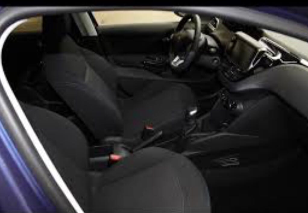 Peugeot 208 avec Régulateur de vitesse