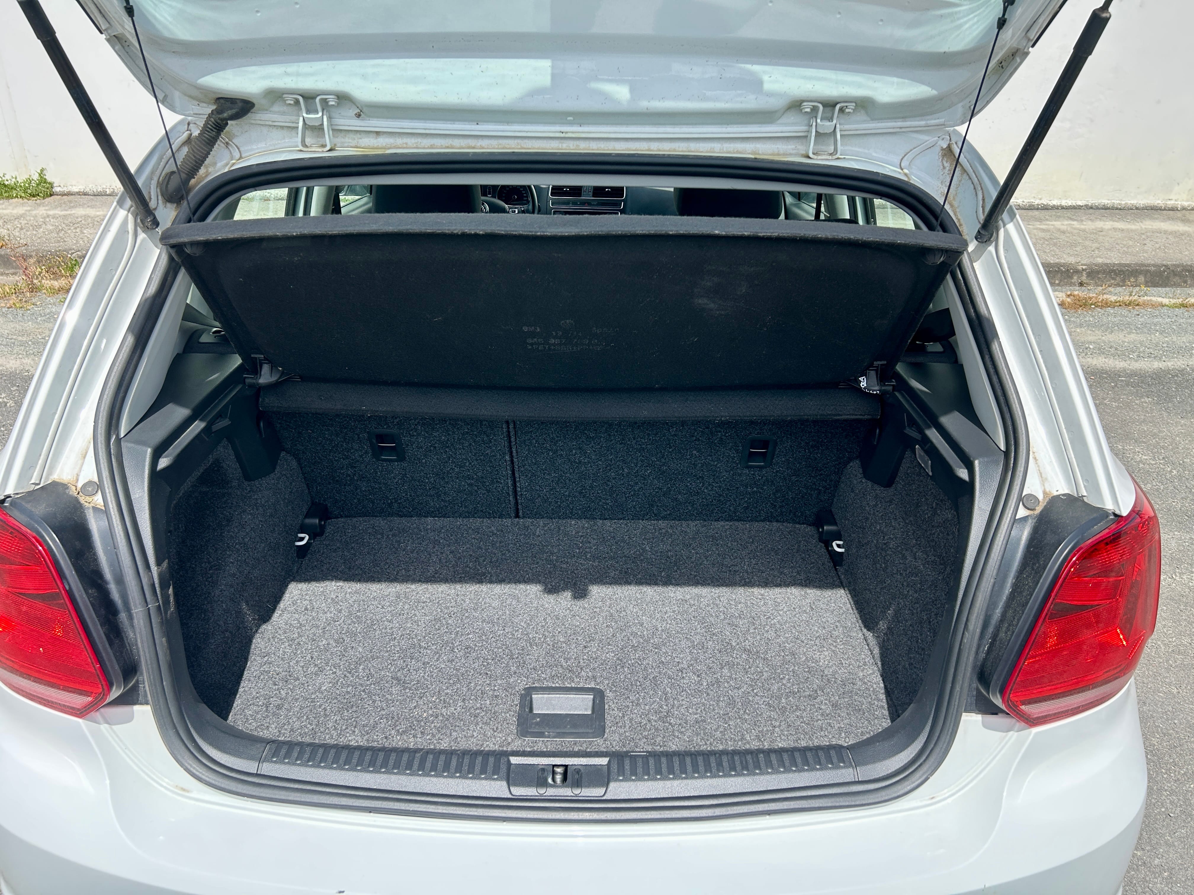 Volkswagen Polo with USB charging ports