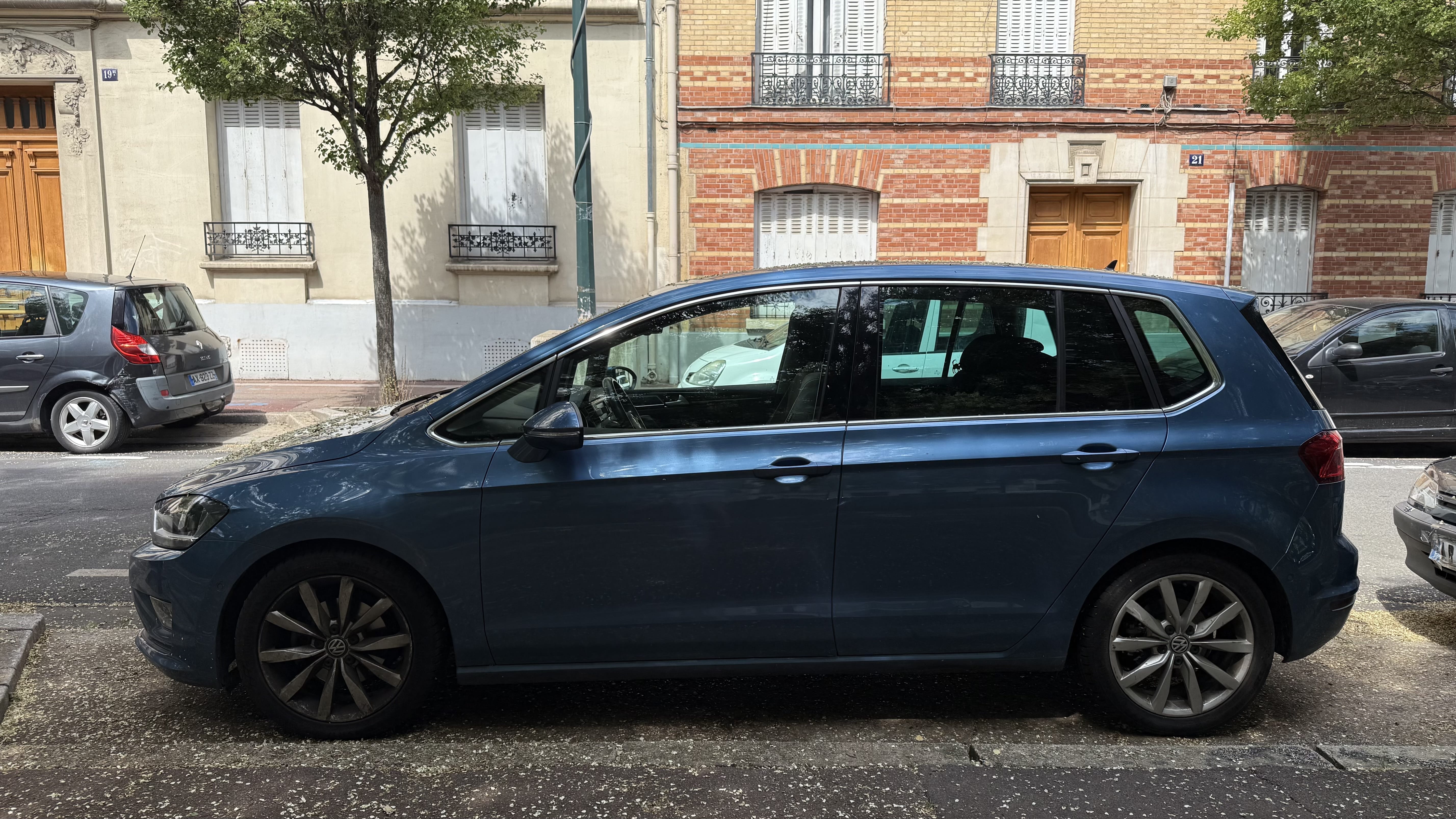 Volkswagen Golf Sportsvan avec Climatisation