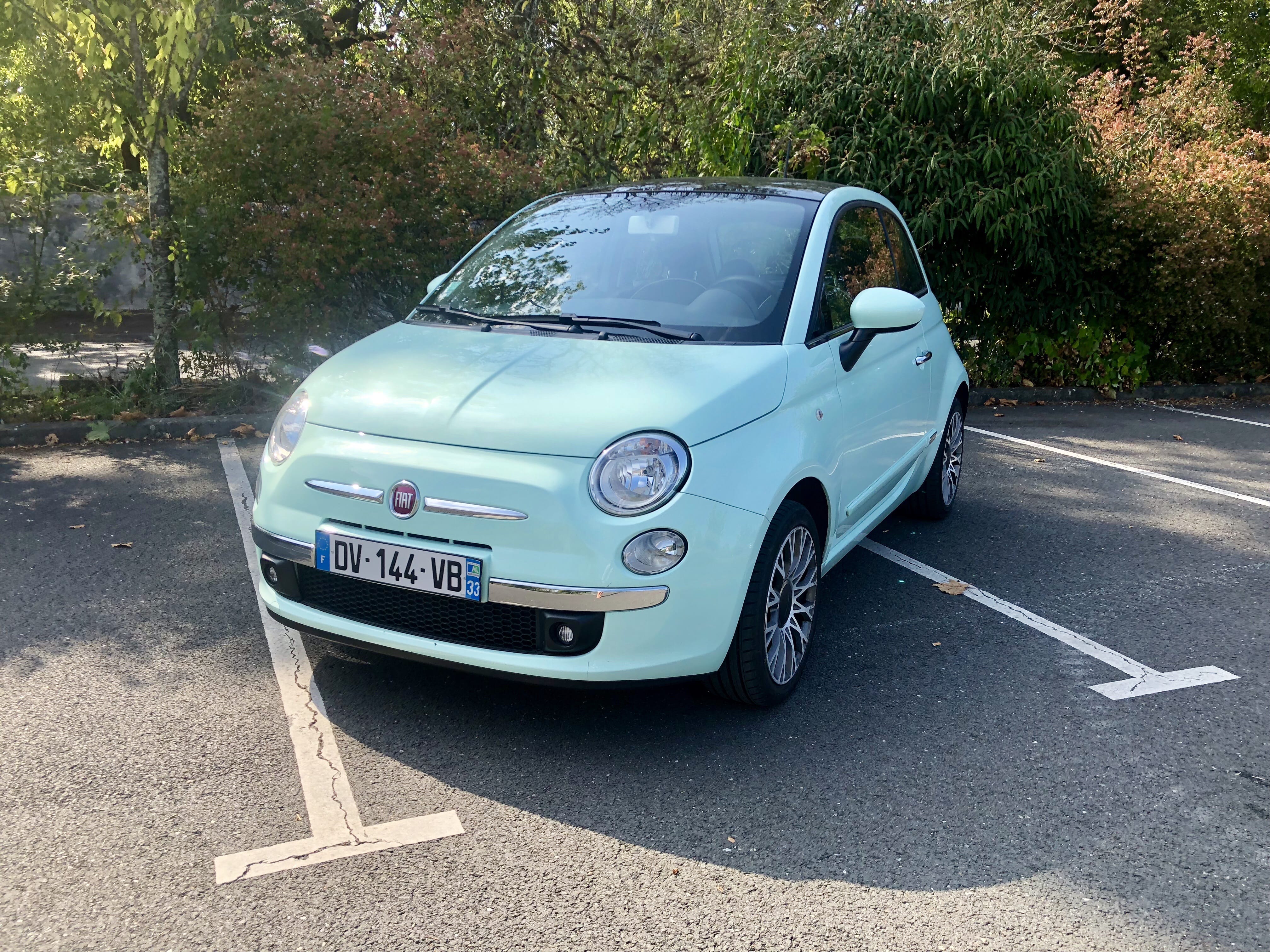 Fiat 500  Louez la Nouvelle Fiat 500 – Citadine Iconique, Économique & Confortable à Bordeaux !