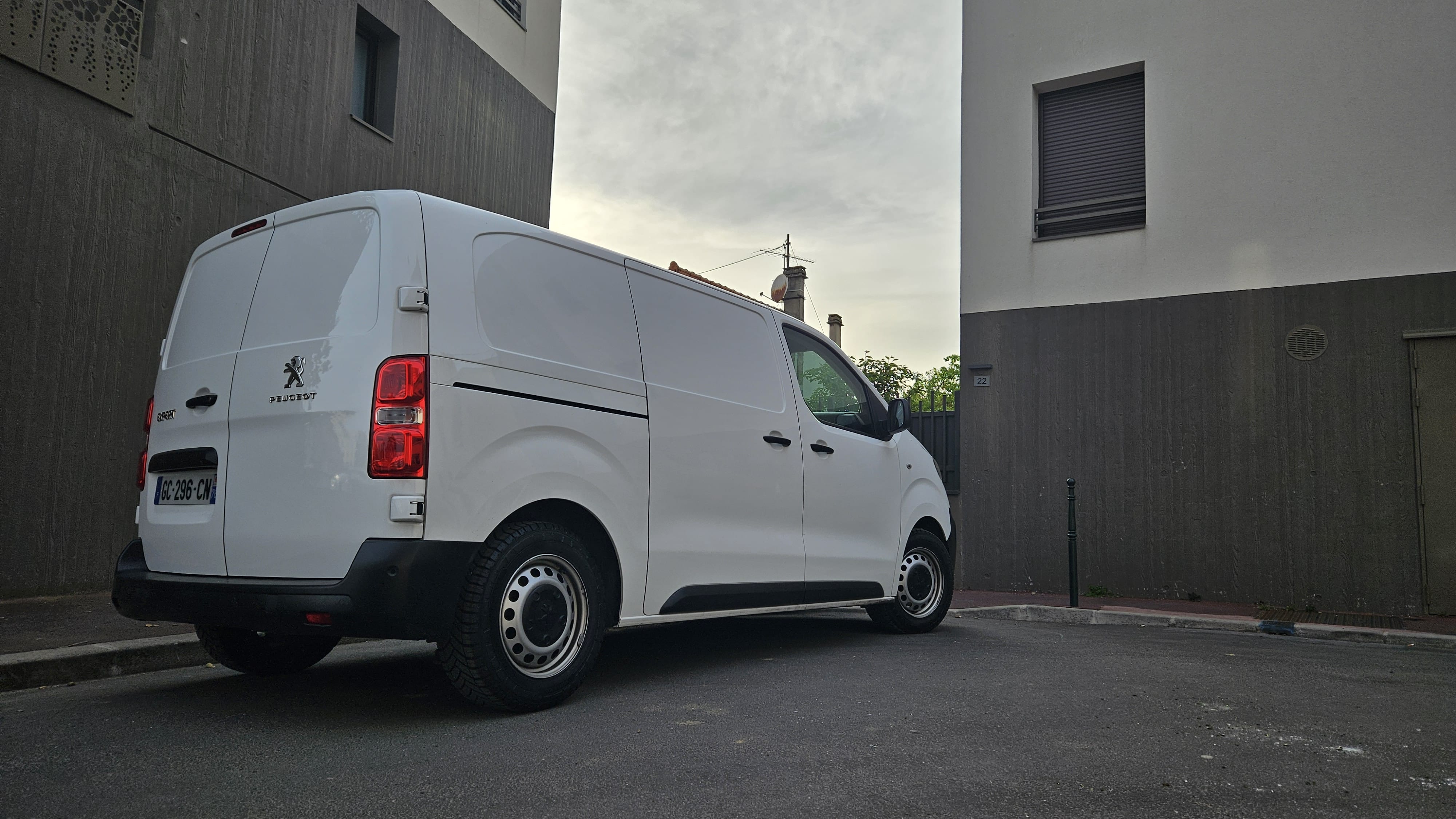 Peugeot Expert avec GPS