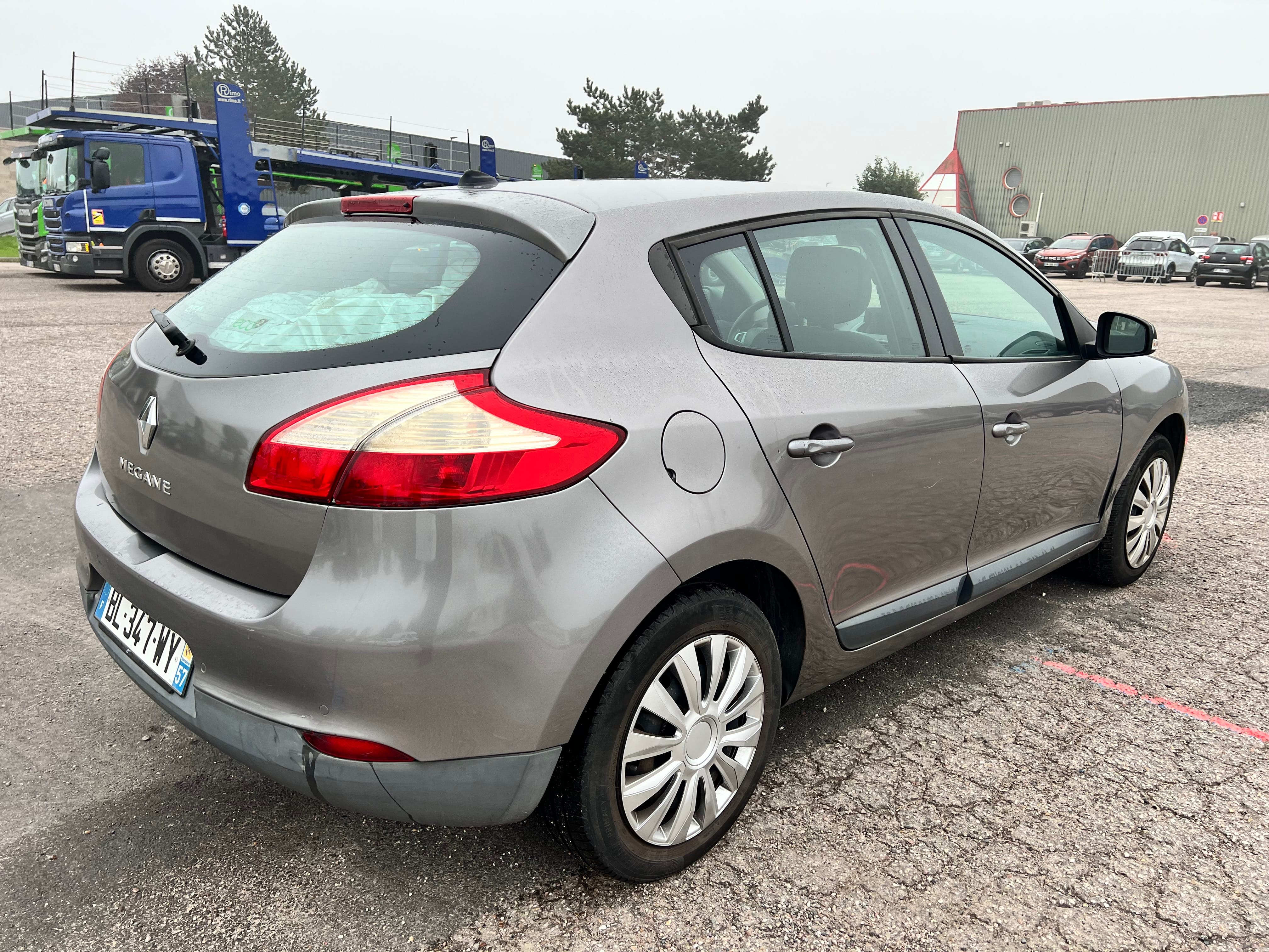 Renault Mégane Super-ethanol SP95 ou E85 d'origine avec Climatisation
