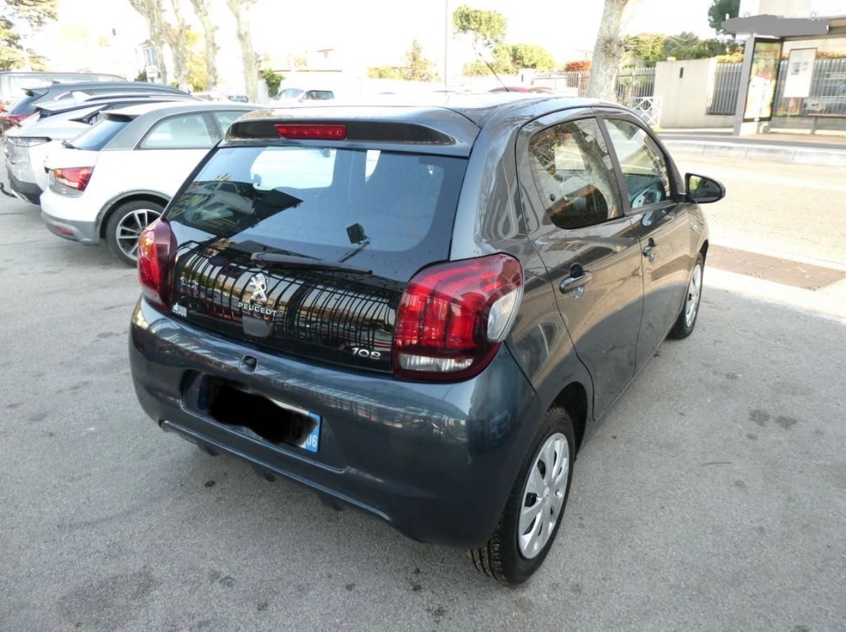 Peugeot 108 with Air conditioning
