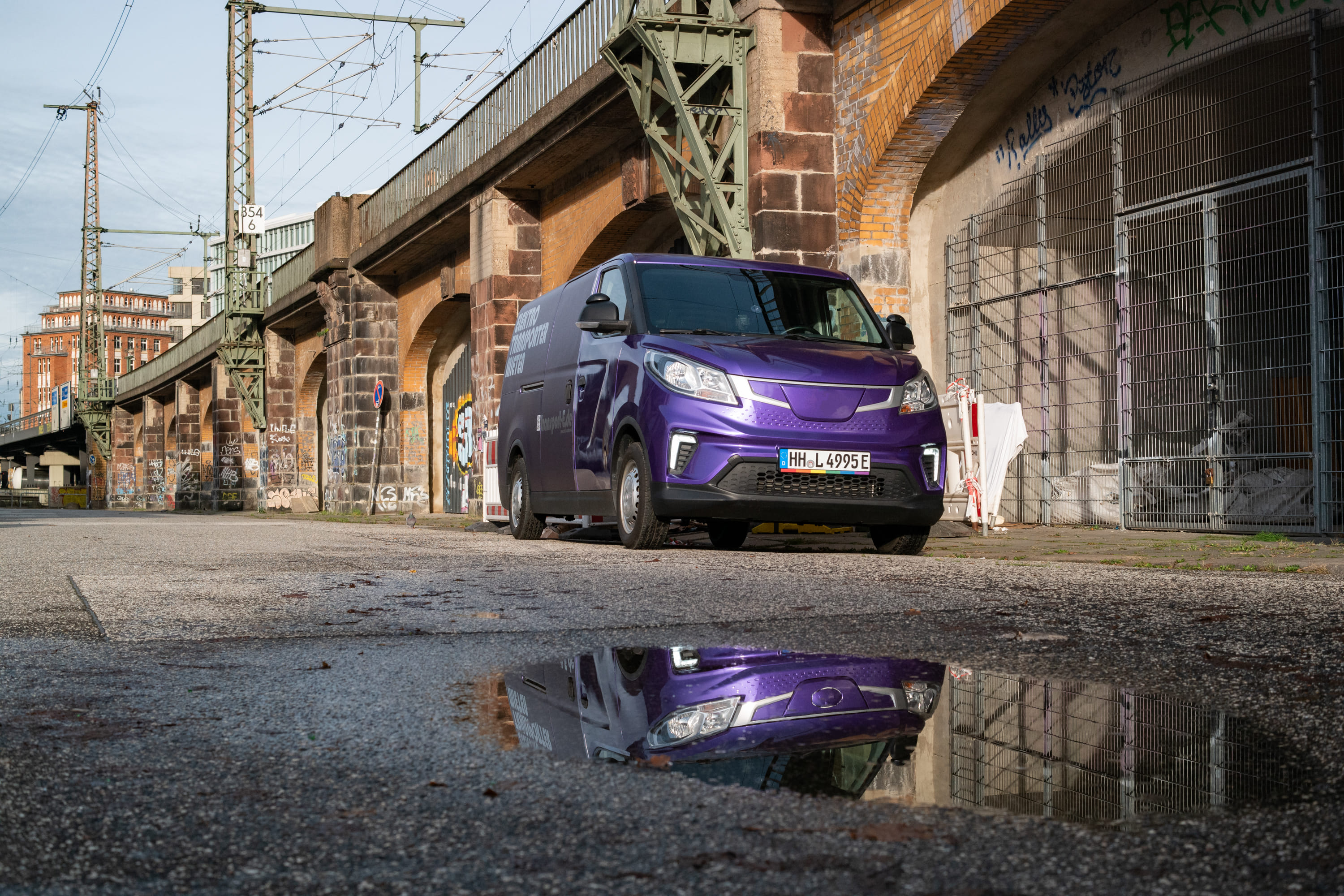 Maxus eDeliver 3 Elektrotransporter mit Bluetooth-Audio