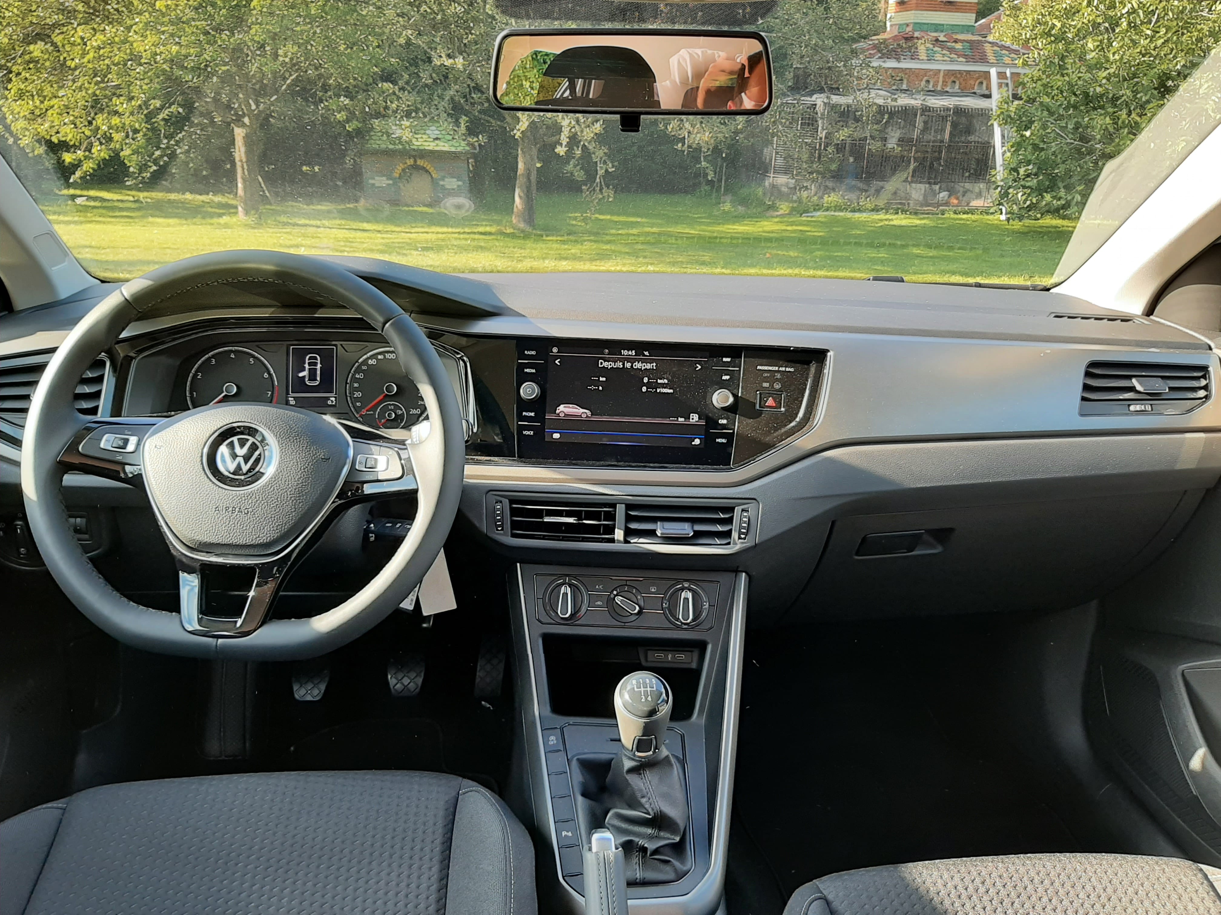Volkswagen Polo 688 avec Apple CarPlay