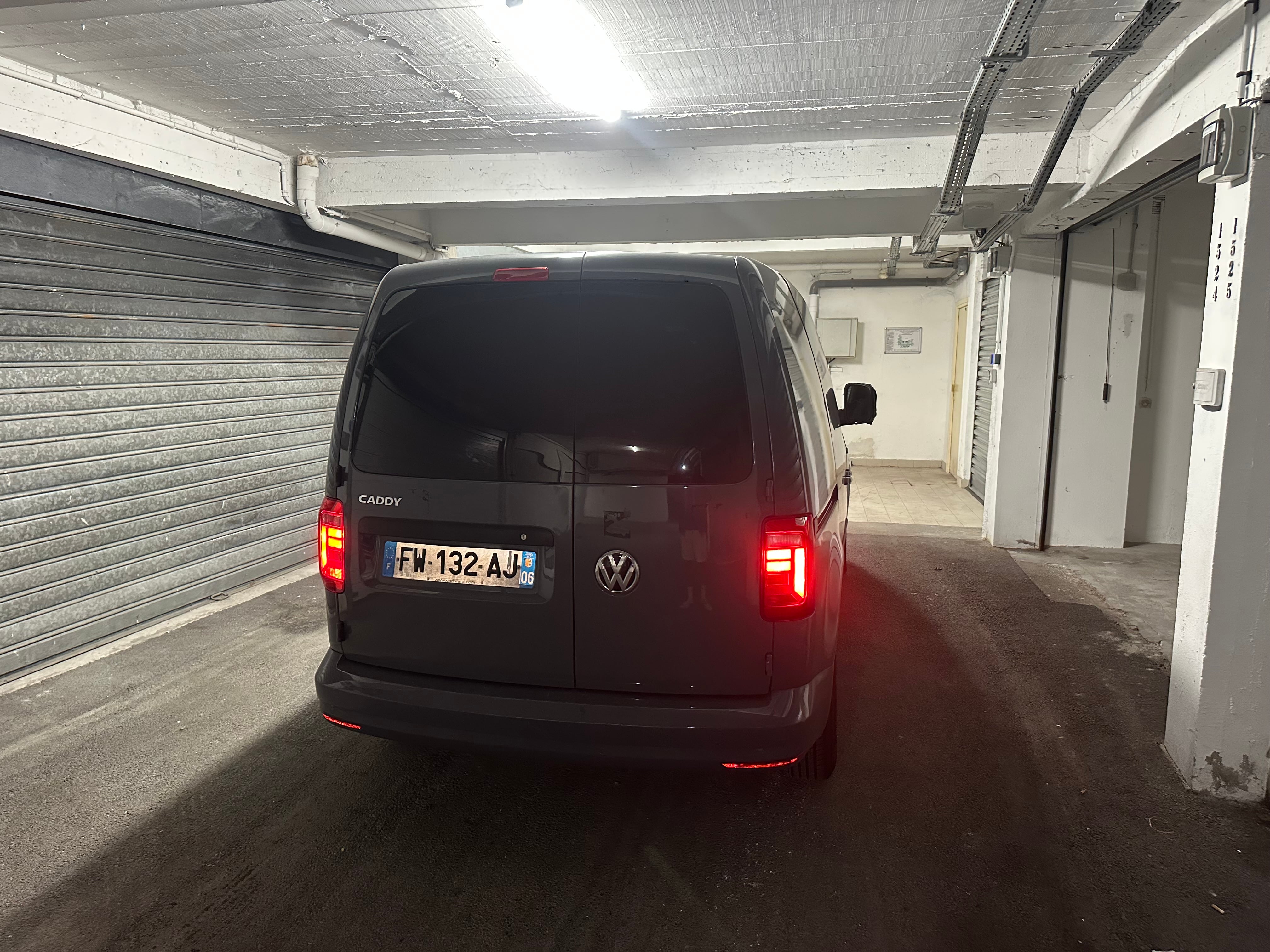 Volkswagen Caddy Maxi avec GPS
