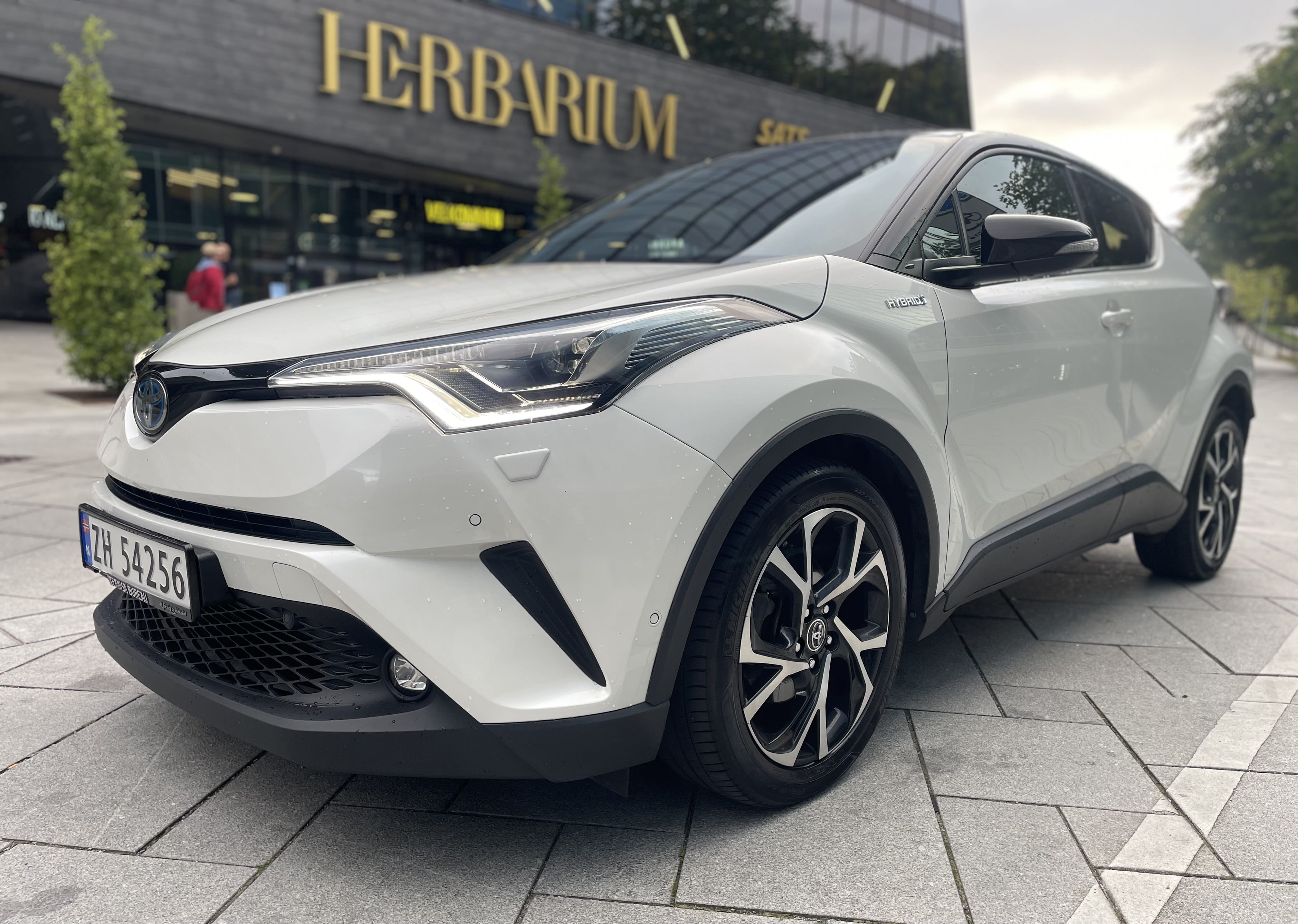 Toyota C-HR, 2018, Blyfri 95, automatic