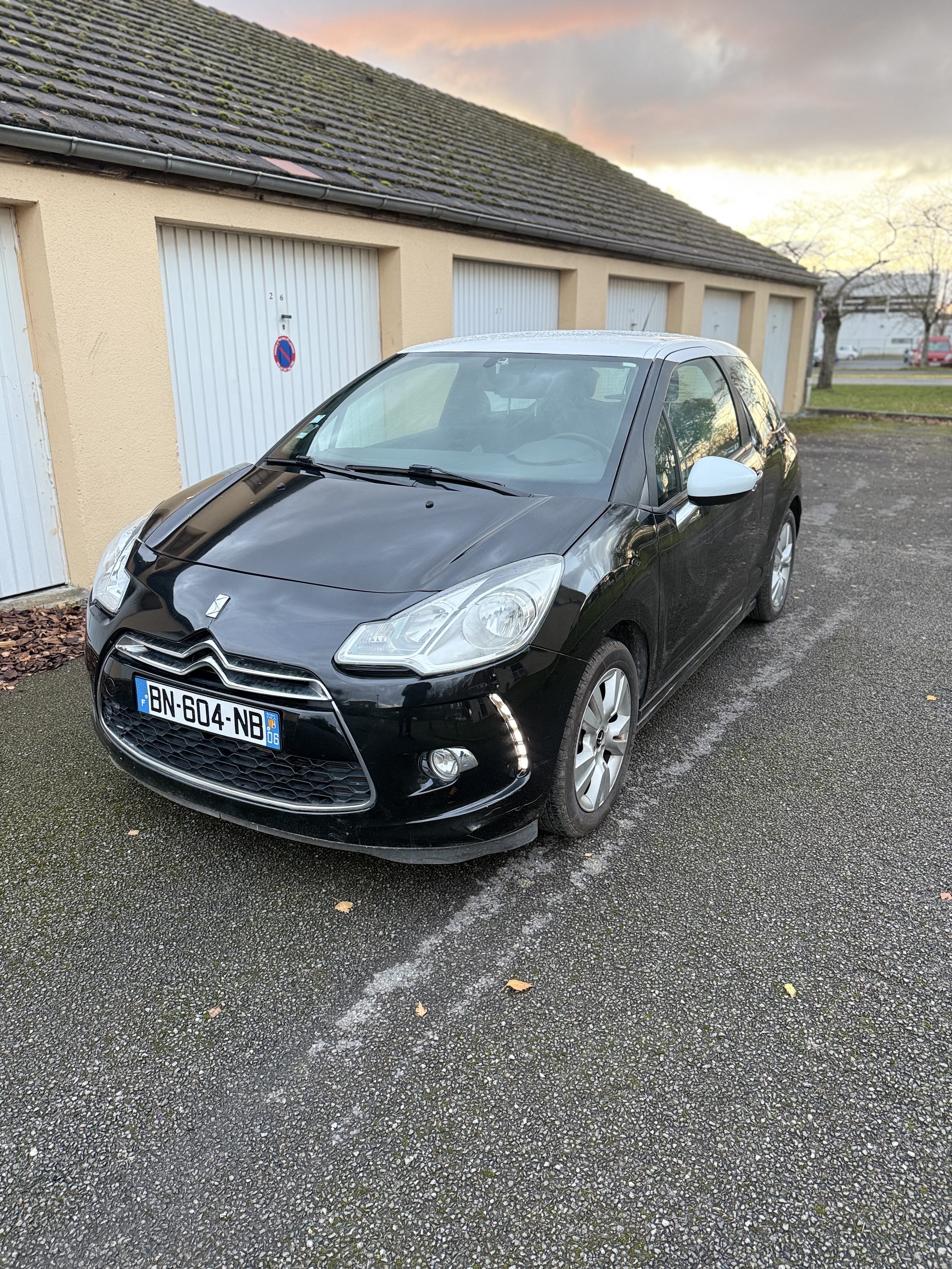 Citroen DS3, 2011, Essence 98