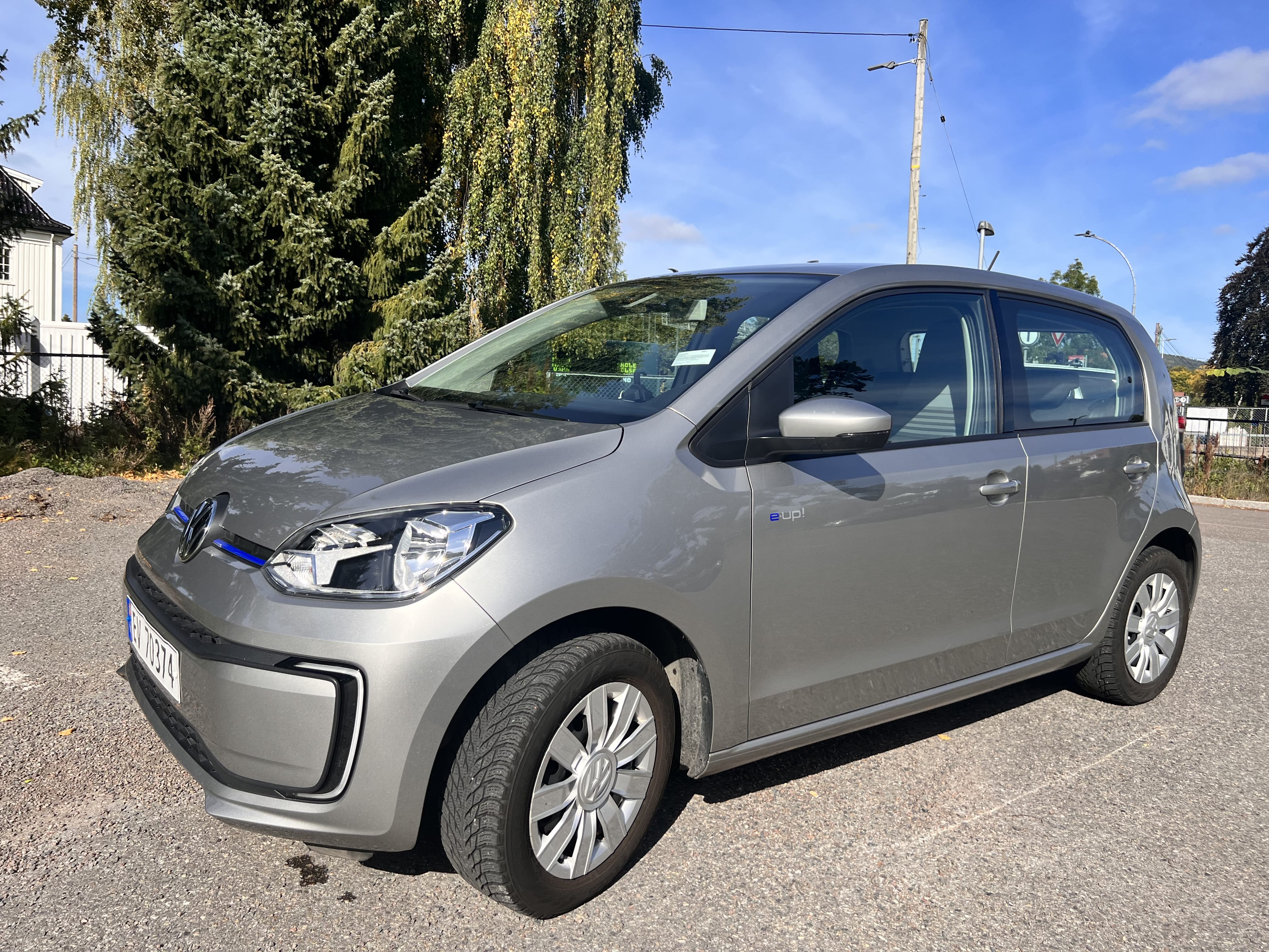 Volkswagen e-Up ! with Air conditioning