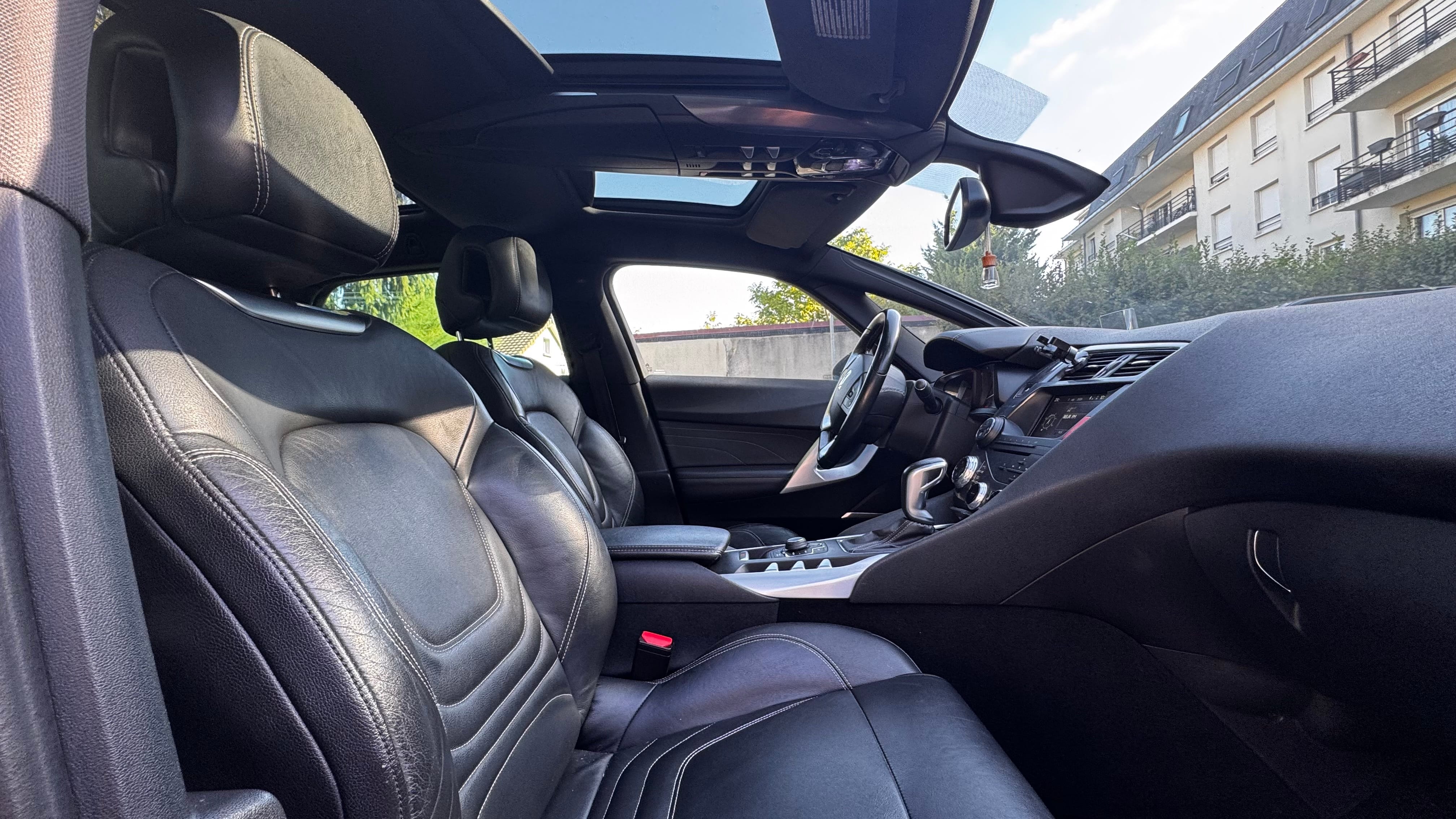 Citroen DS5 avec GPS