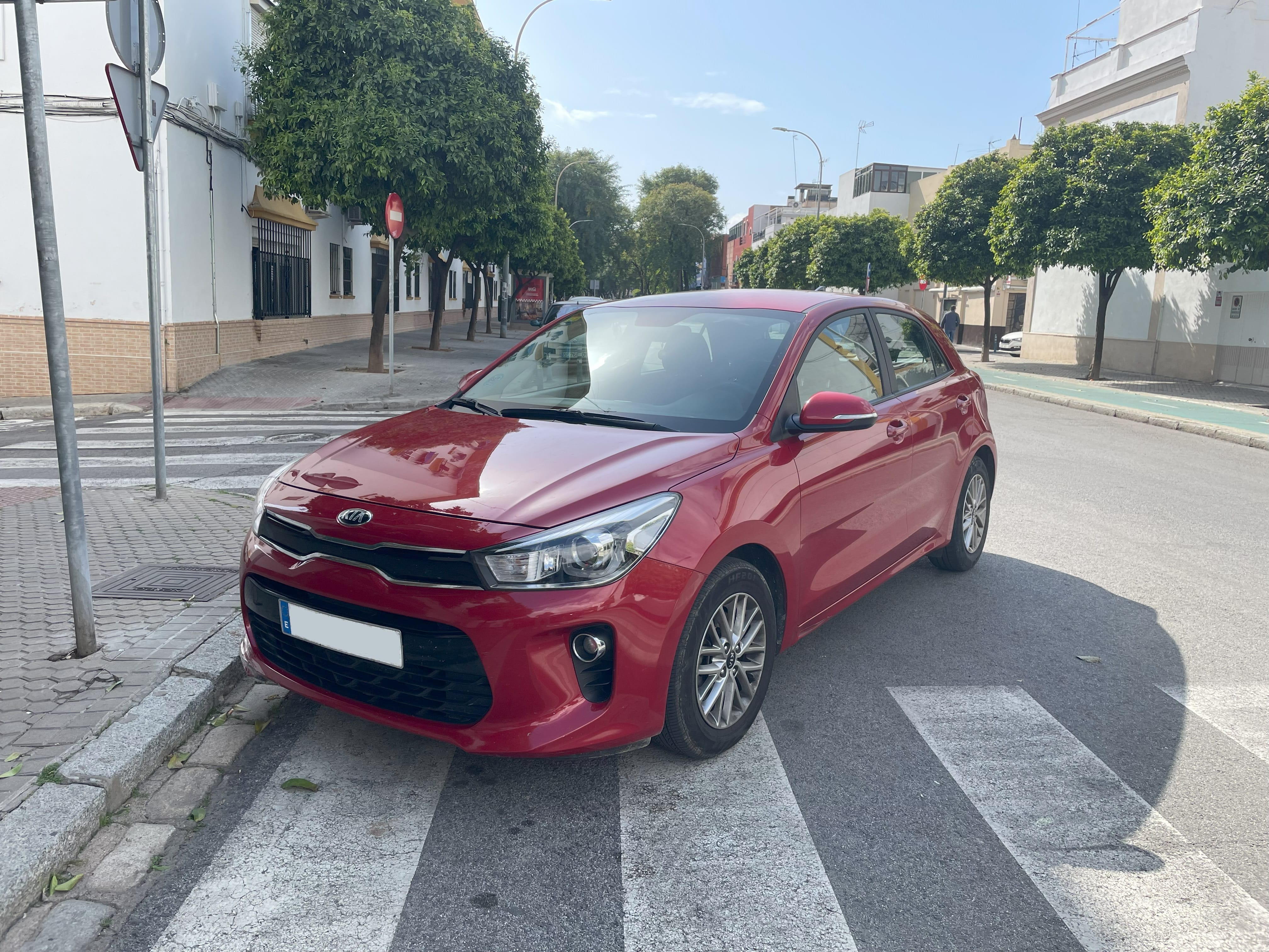 Kia Rio con Aire acondicionado