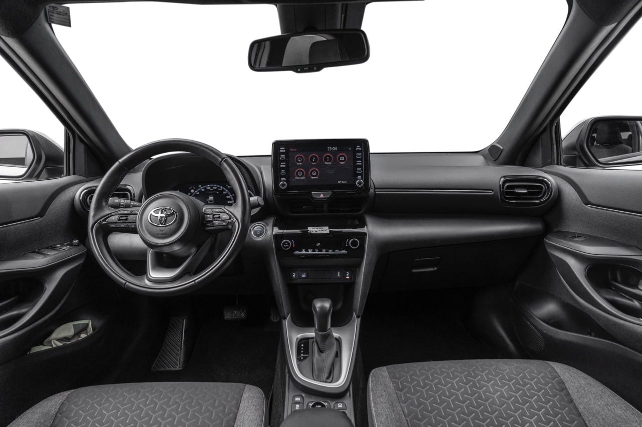 Toyota Yaris Cross med Cruisekontroll