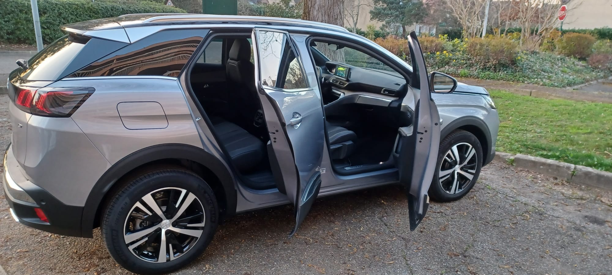 Peugeot 3008 avec Dashcam