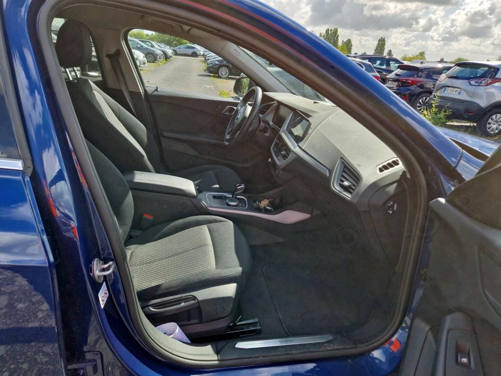 BMW Série 1 avec Siège bébé