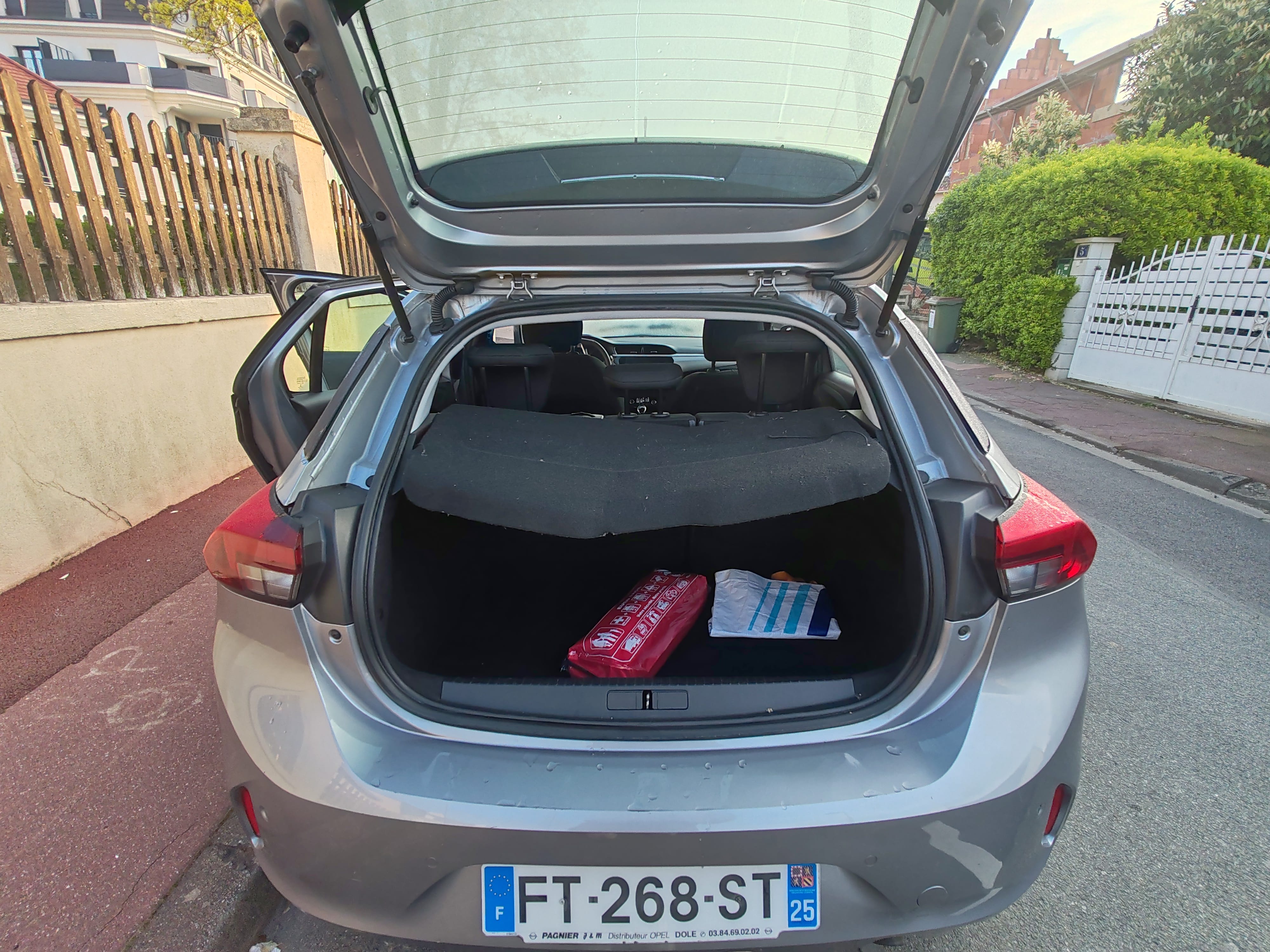 Opel Corsa avec Port USB
