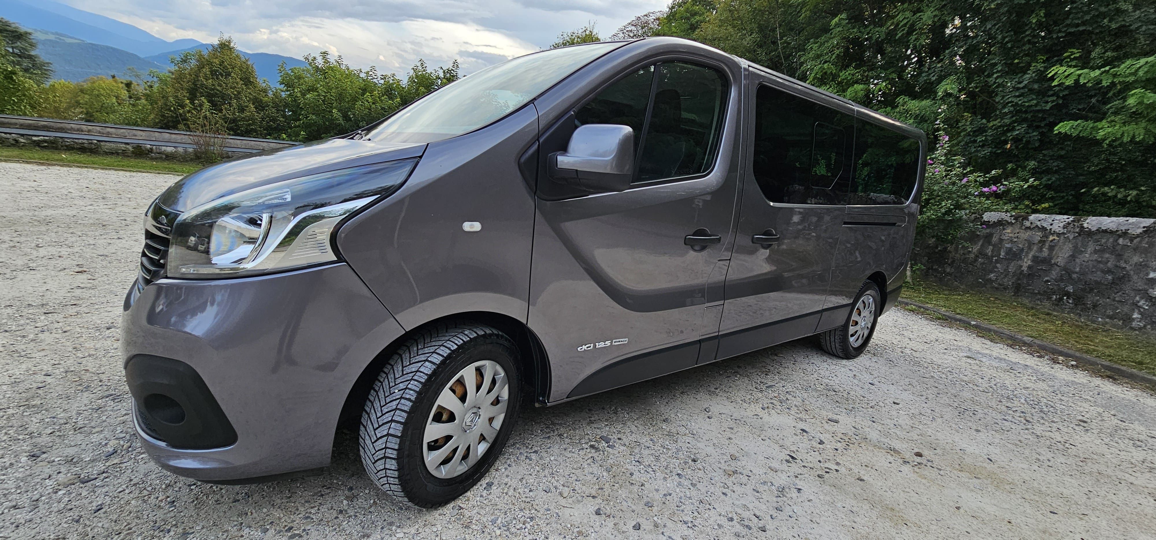 Renault Trafic Passenger avec GPS