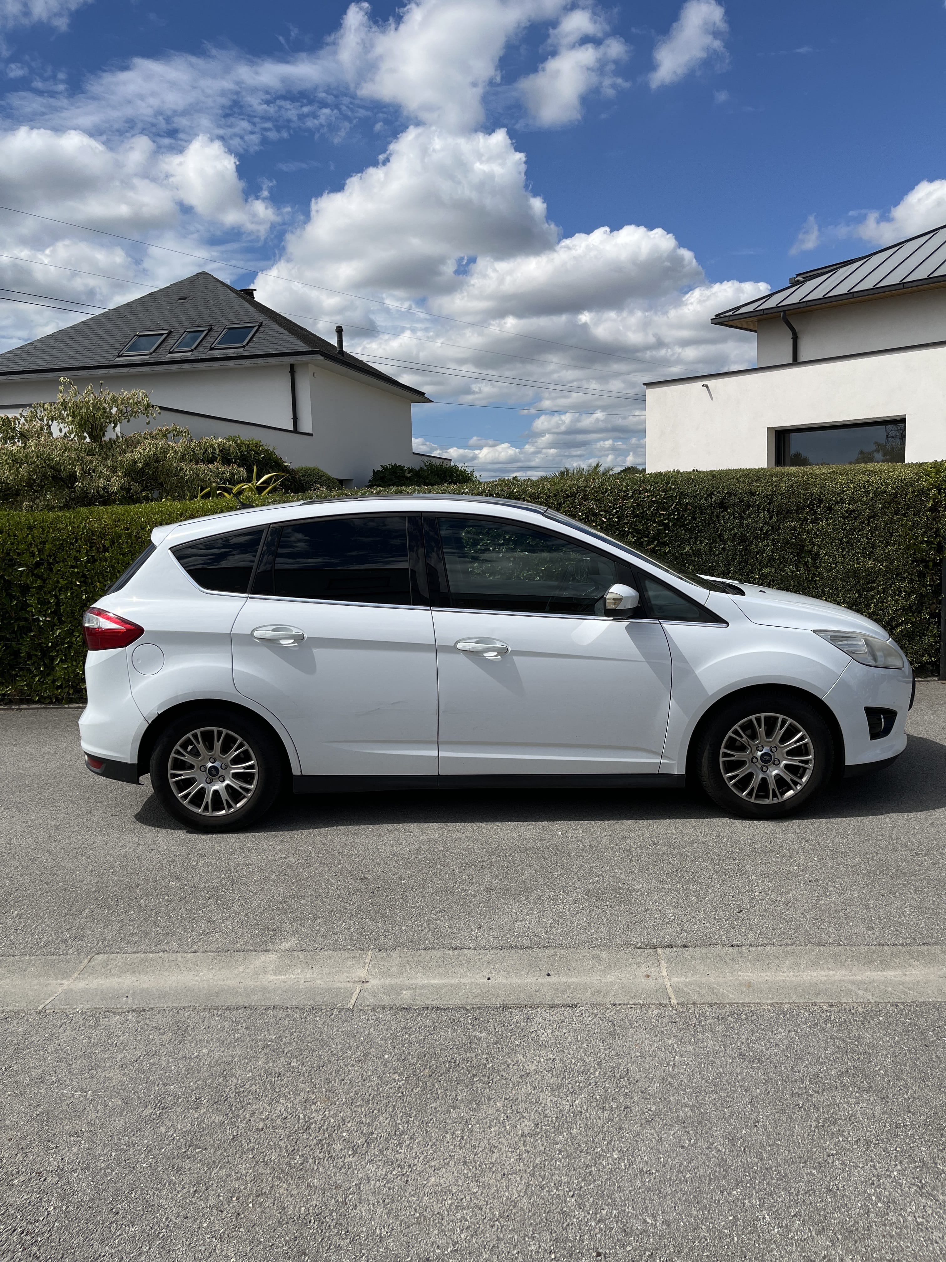 Ford C-Max avec Climatisation