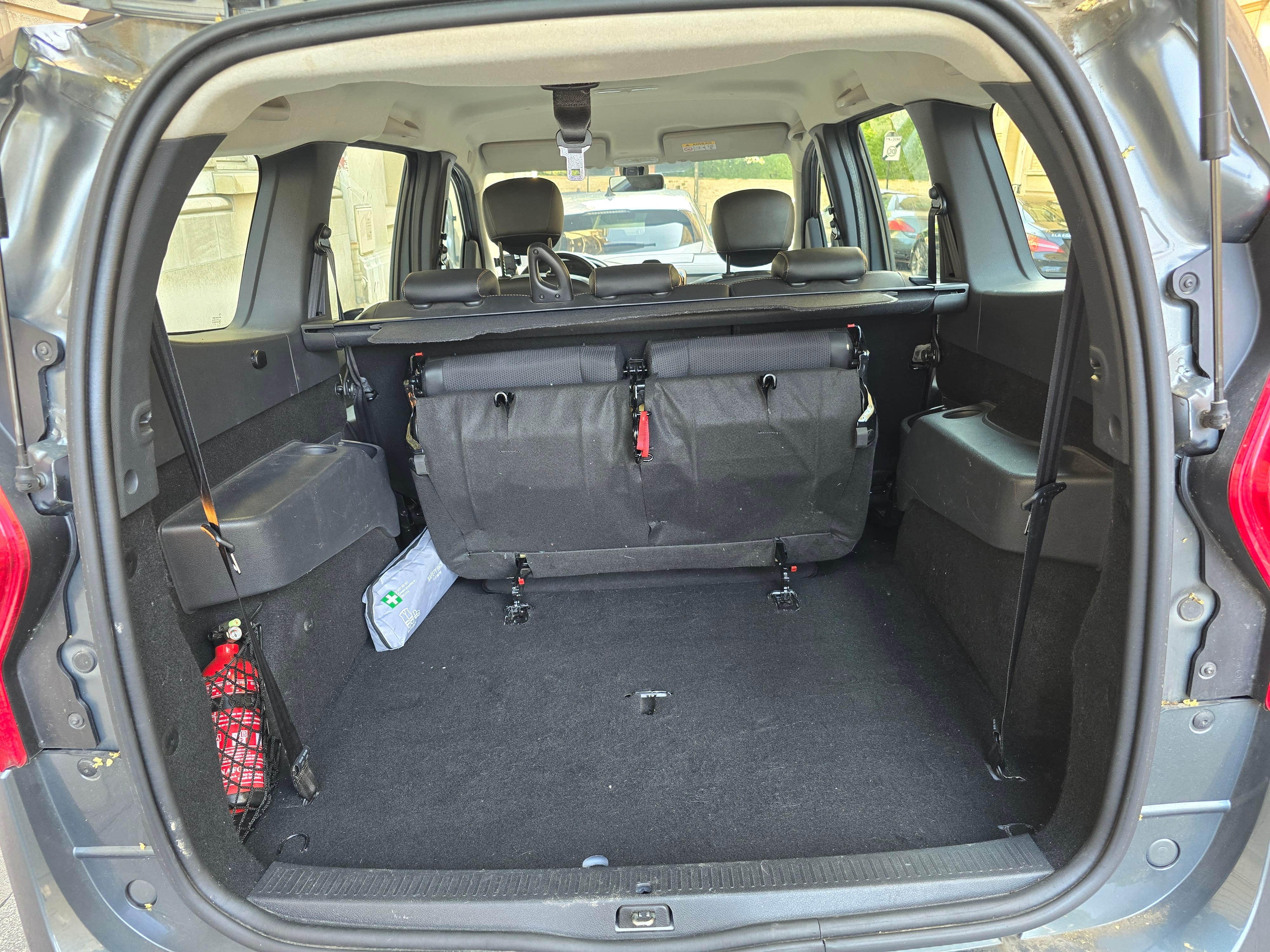 Dacia Lodgy TCE 115 avec Entrée audio / iPod