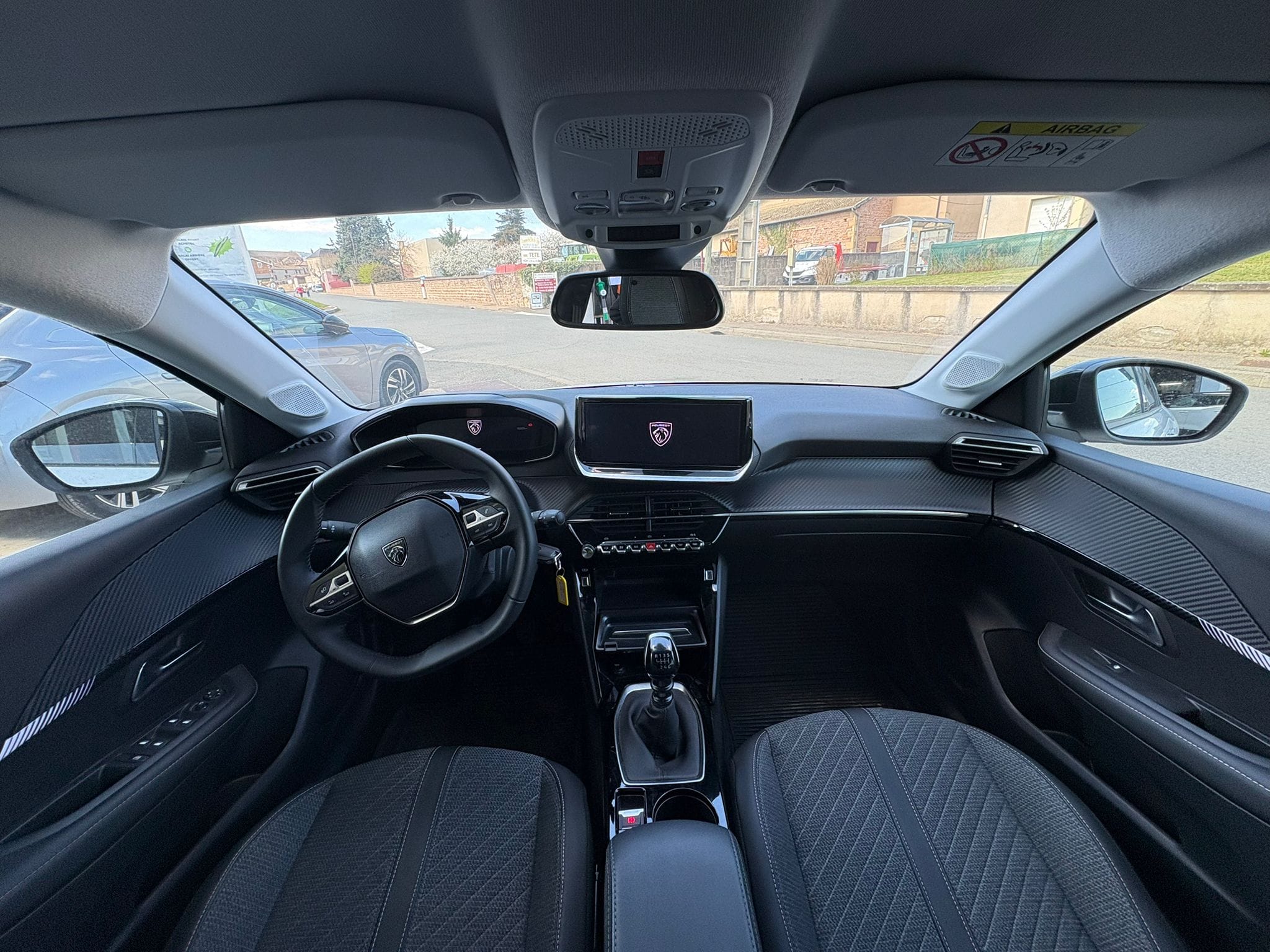 Peugeot 208 avec Climatisation