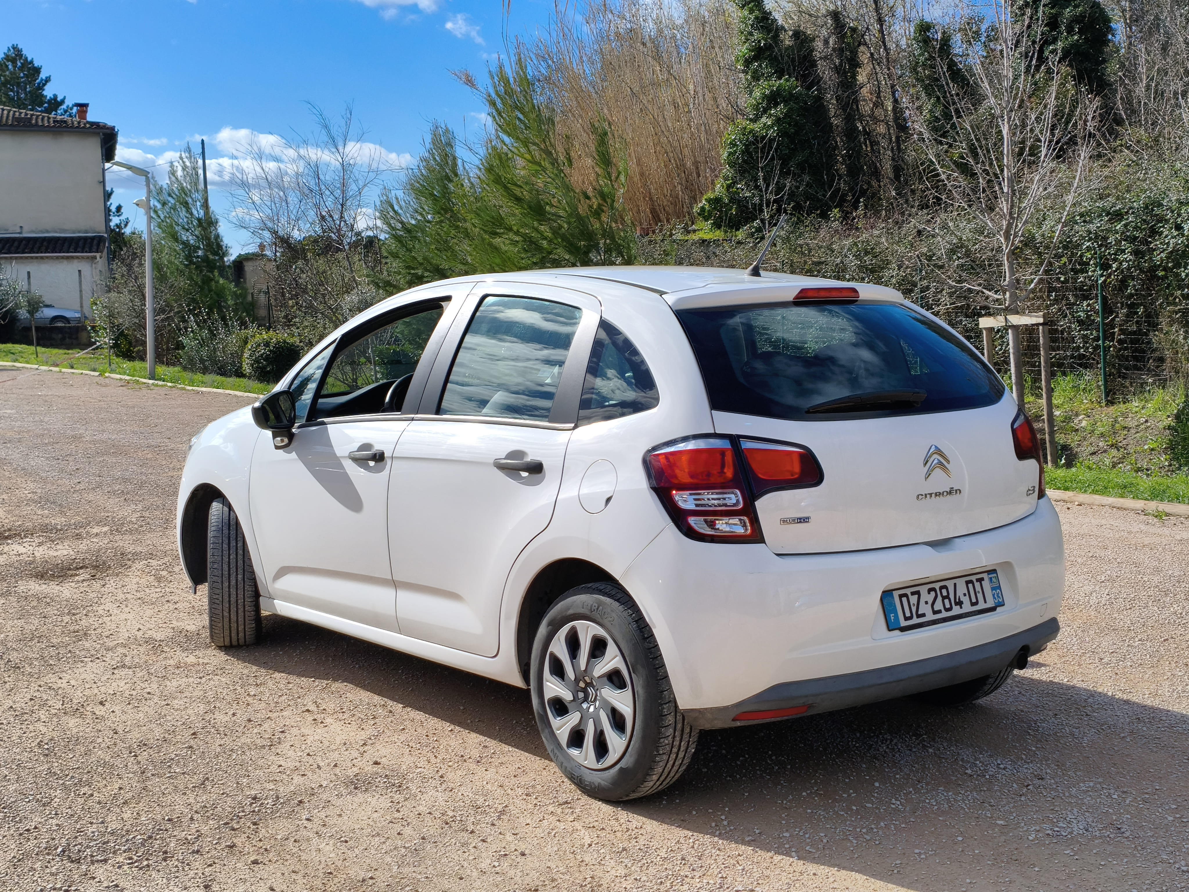 Citroen C3 1.6 BlueHDi avec GPS
