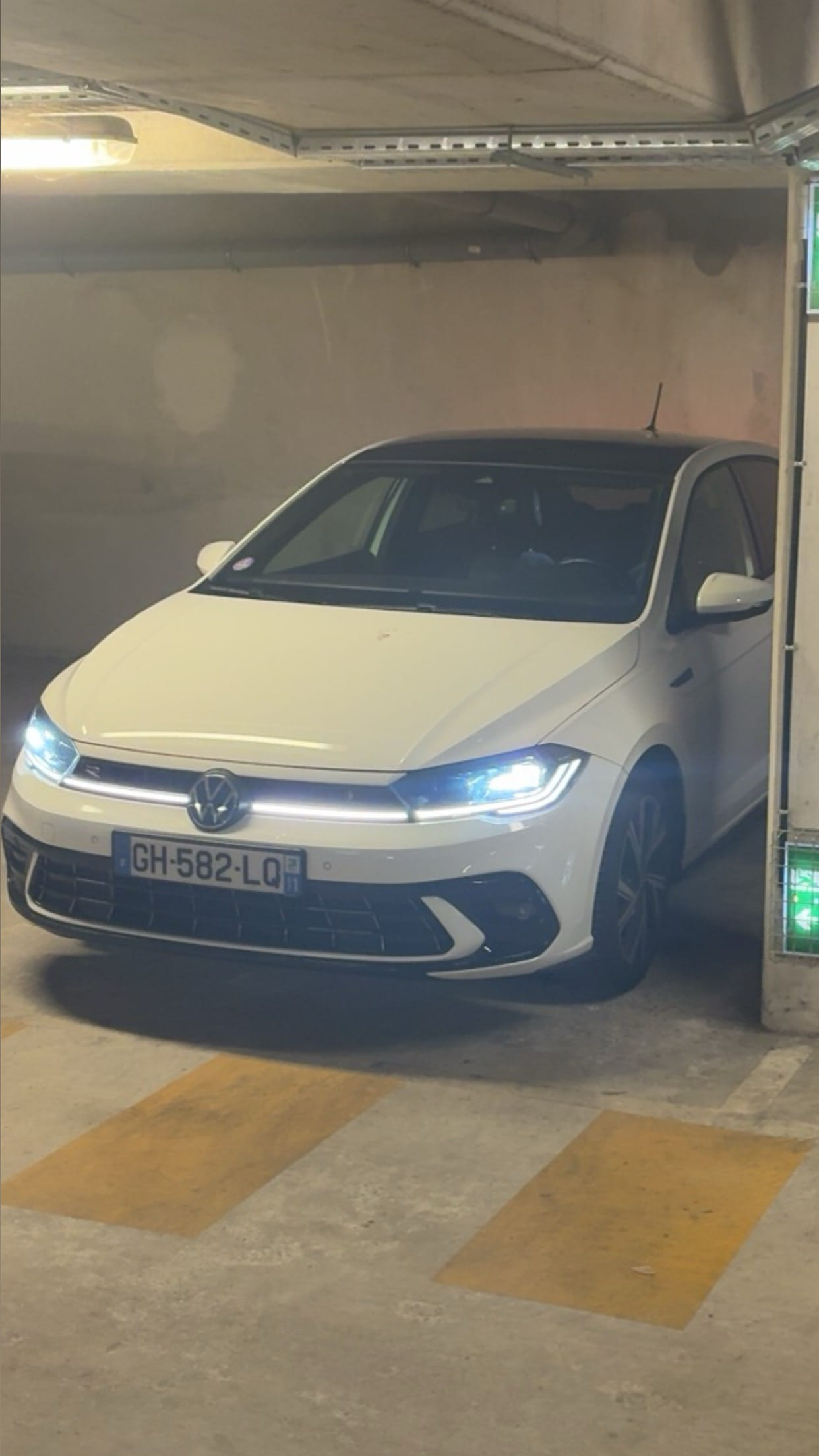Volkswagen Polo R-Line avec Climatisation
