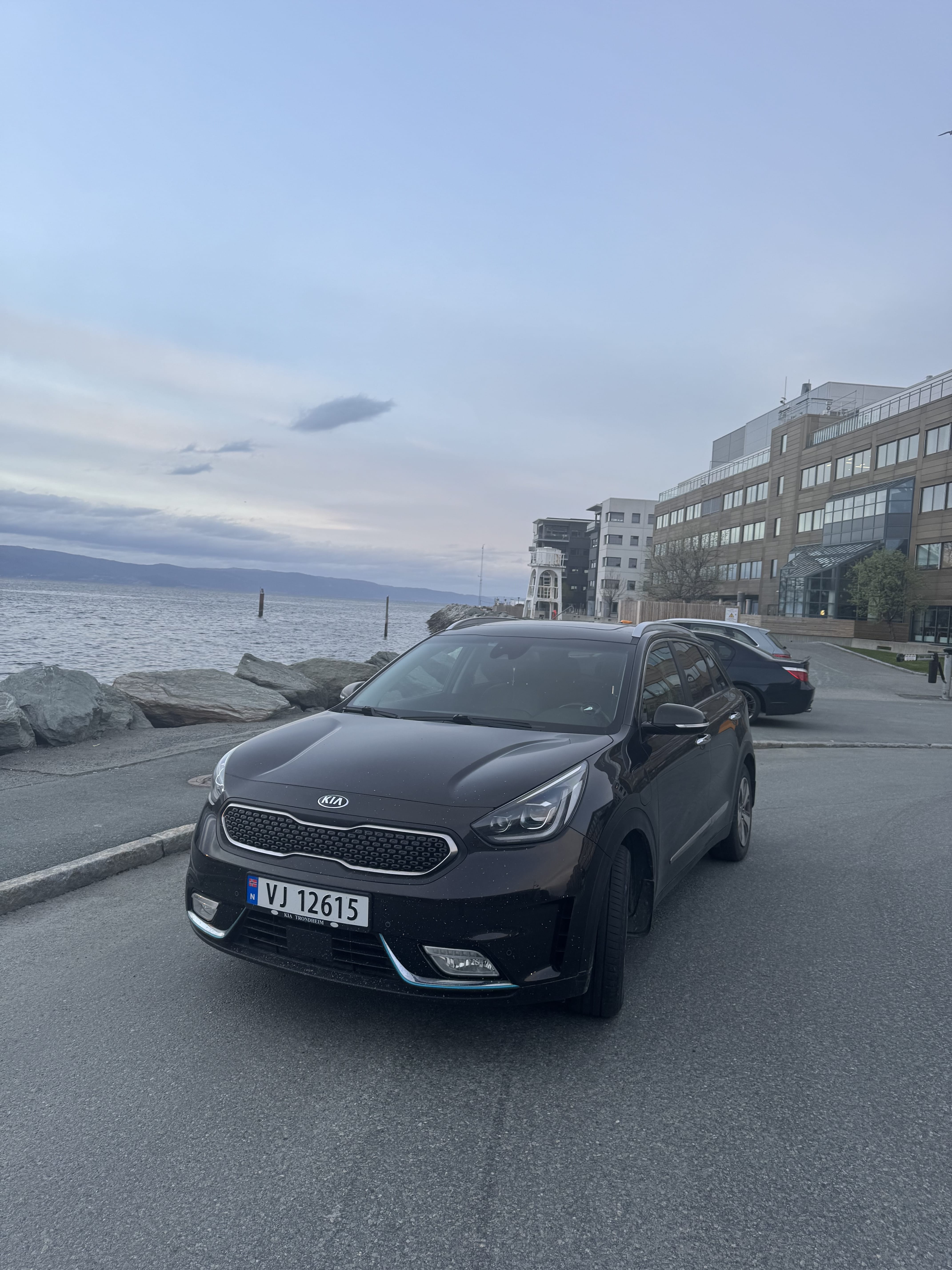 Kia Niro Plug-in Hybrid LX med Aircondition