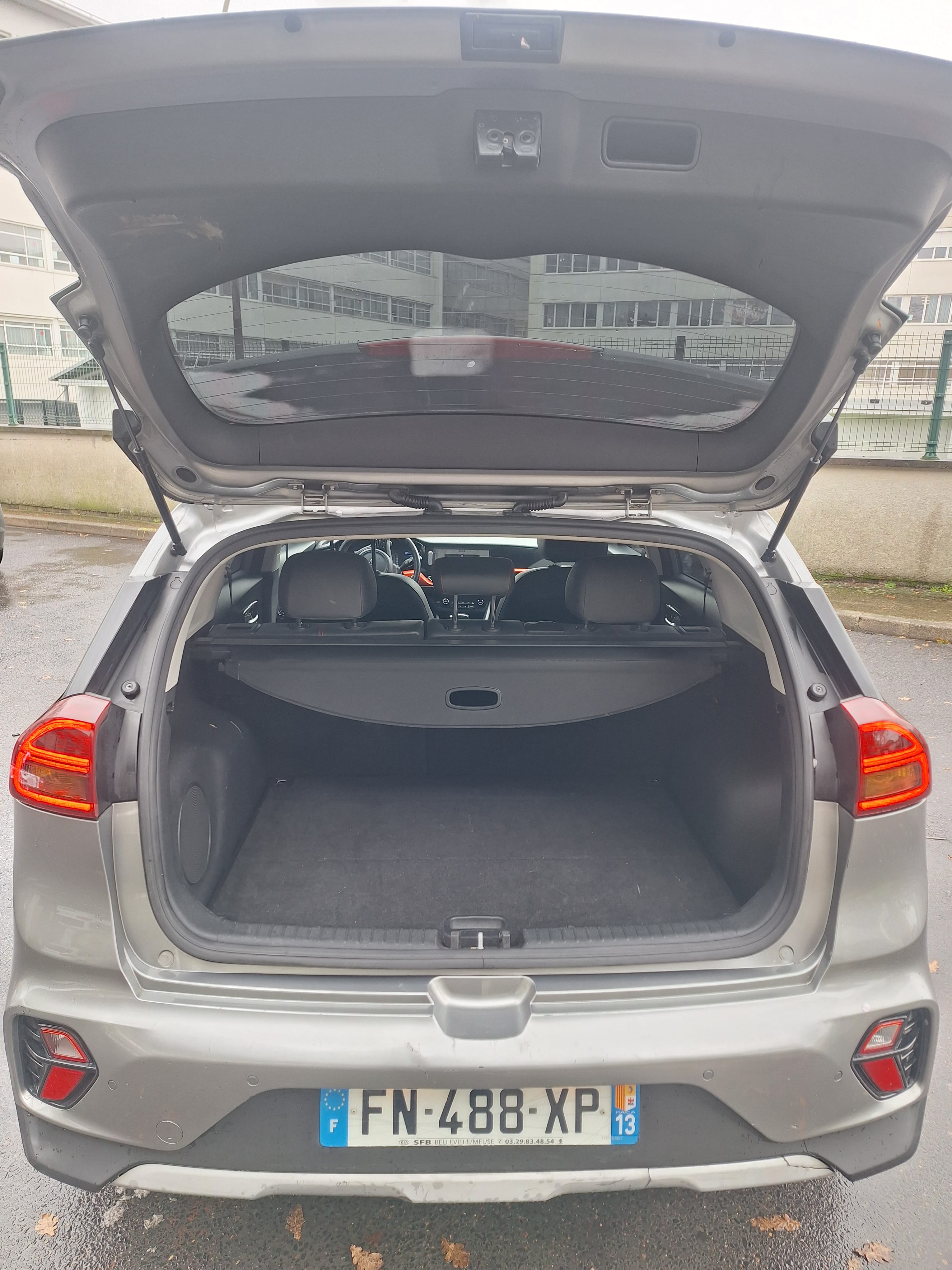 Kia Niro Hybride avec Pneus neige