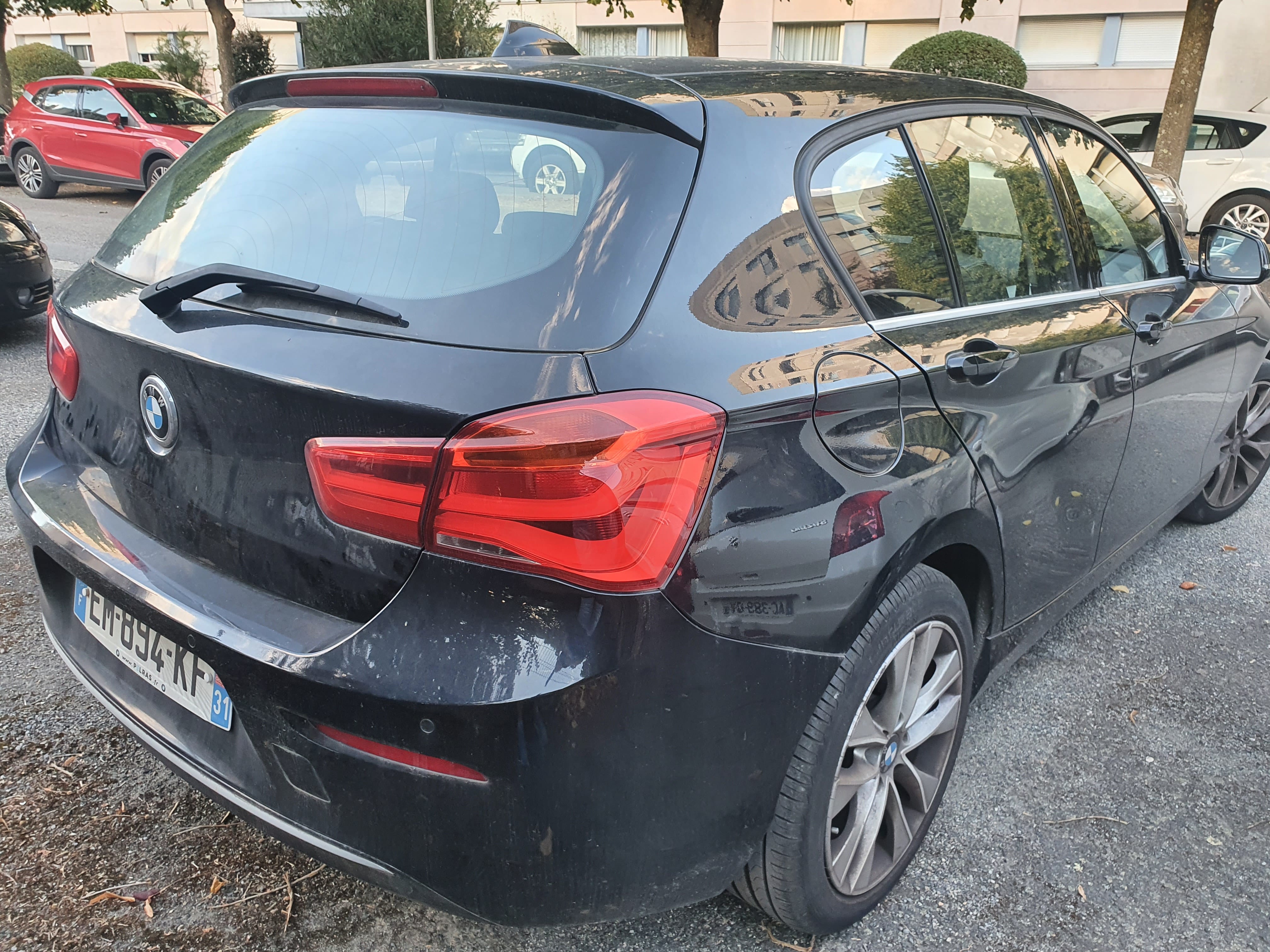 BMW Série 1 avec GPS