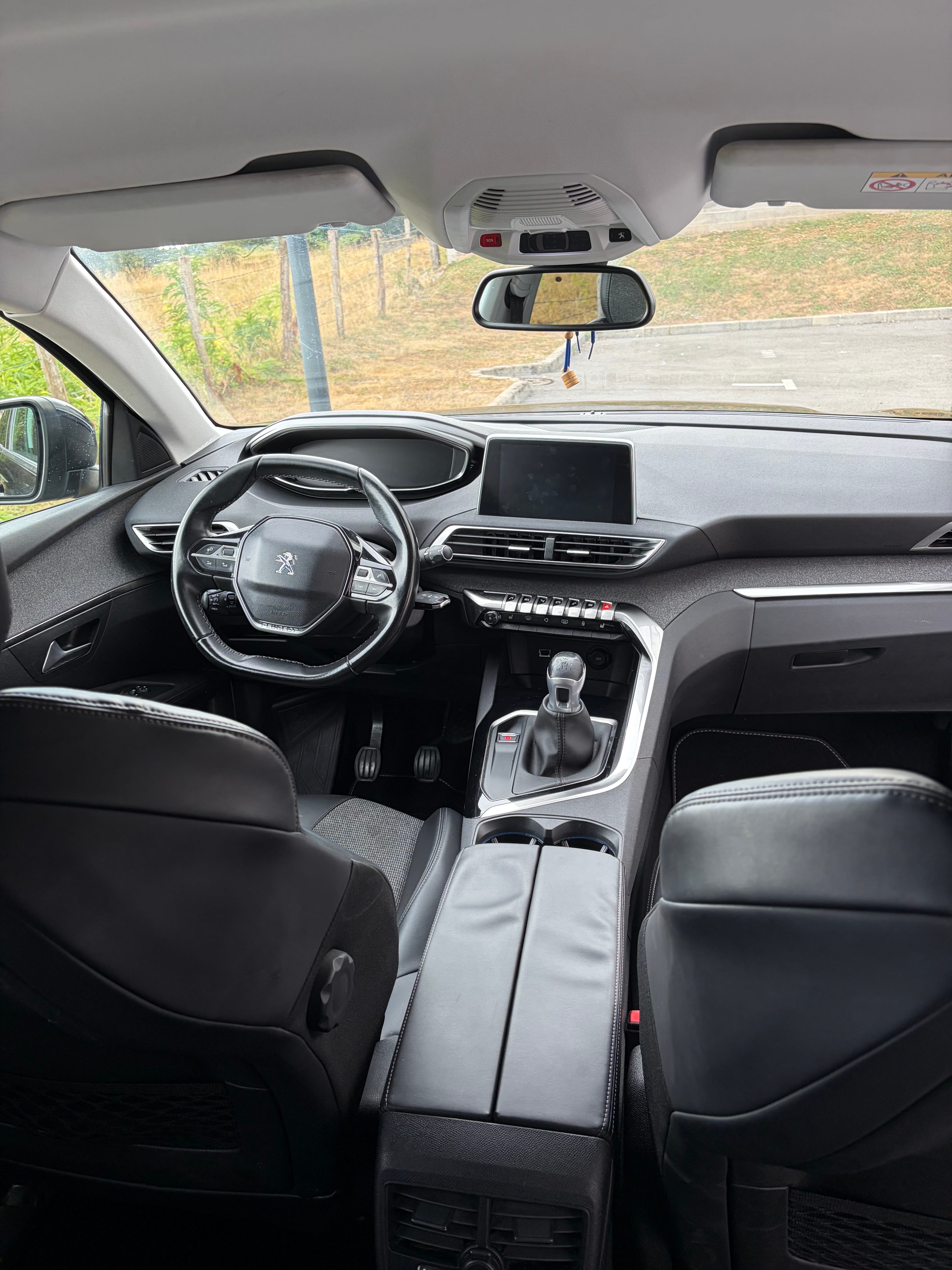 Peugeot 3008 avec GPS