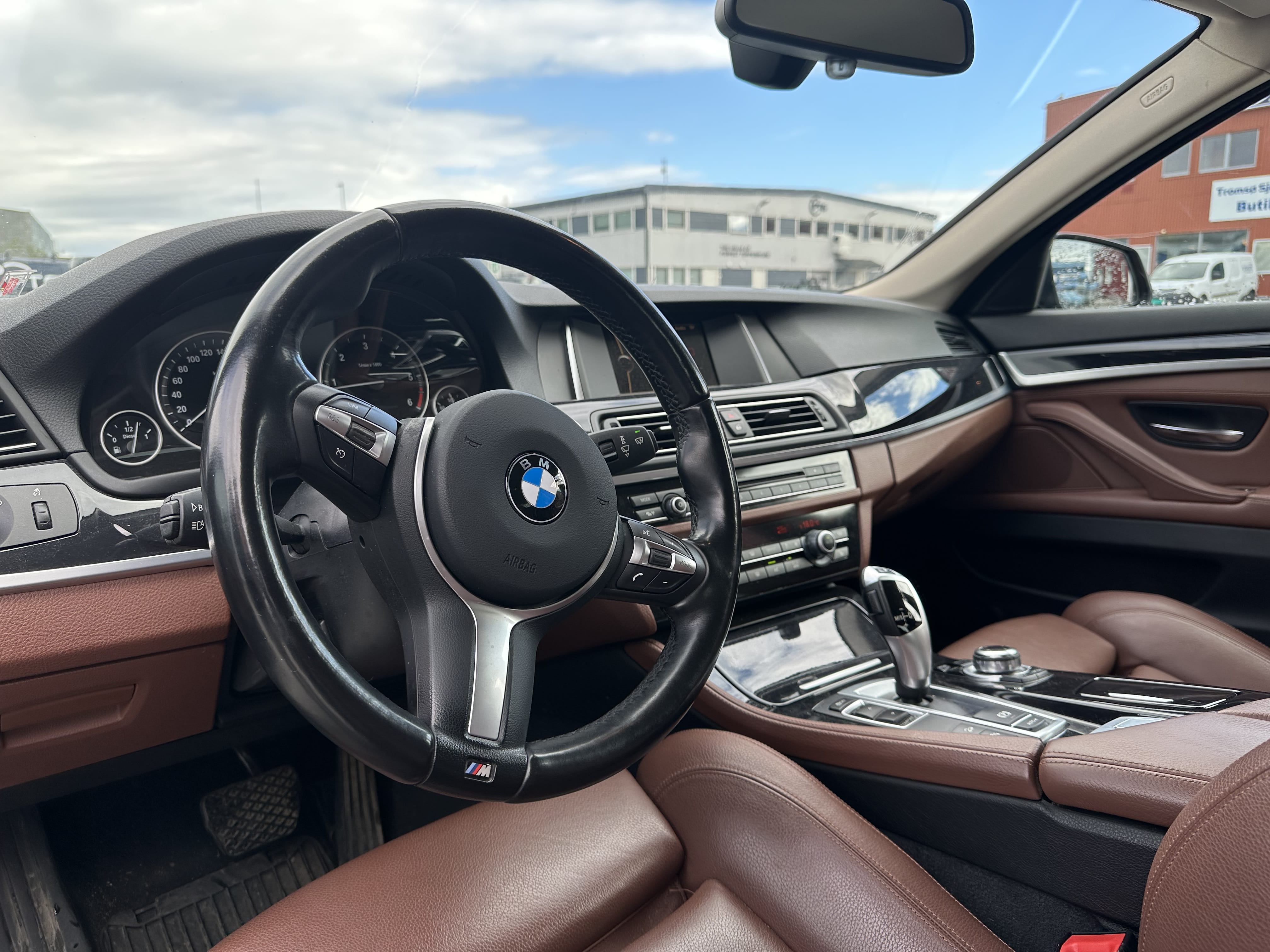 BMW 5-Serie 520 Xdrive Automatic met Autostoel baby