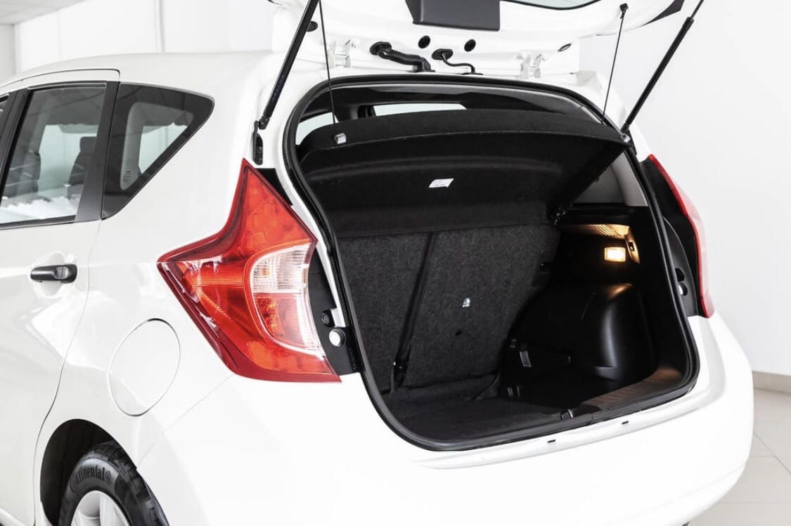 Nissan Note 1,2 i con Audio Bluetooth