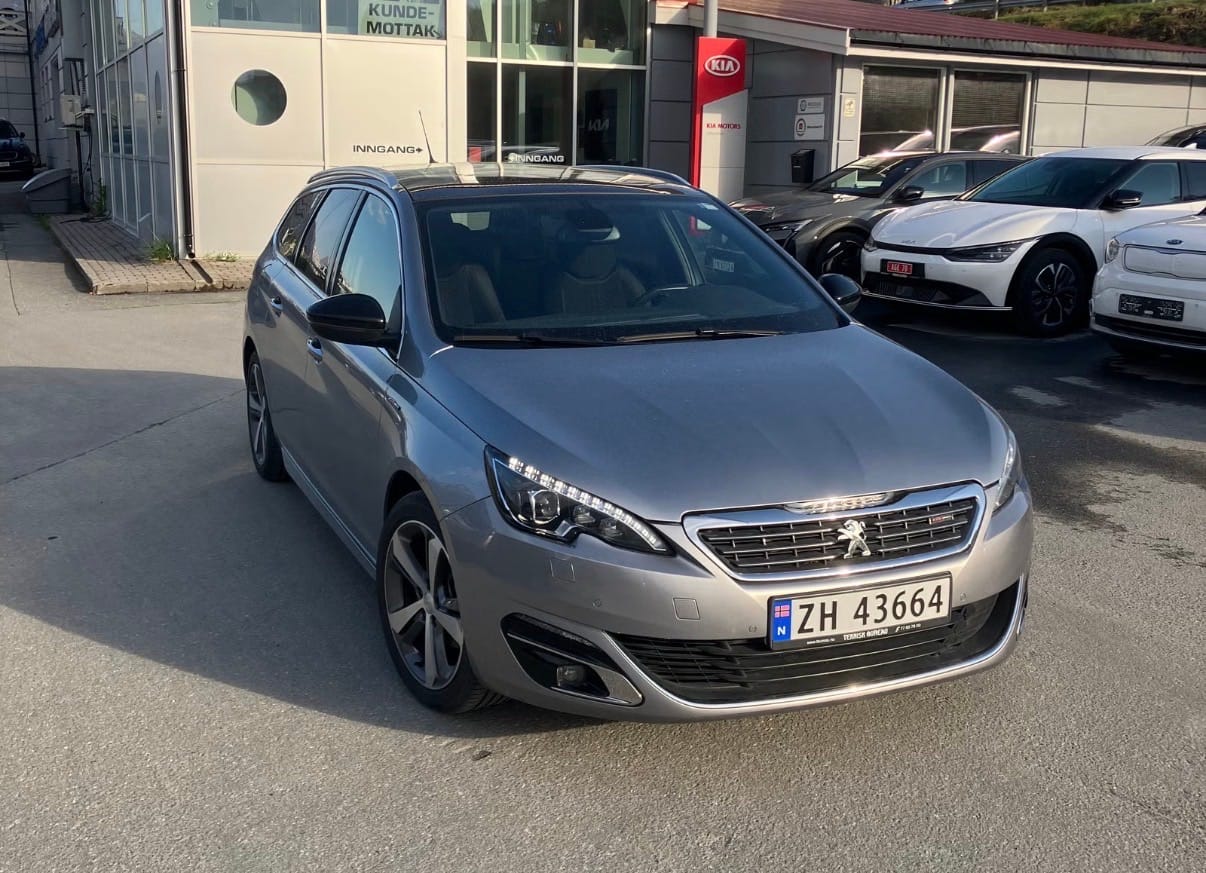 Peugeot 308, 2015, Diesel, automatisk