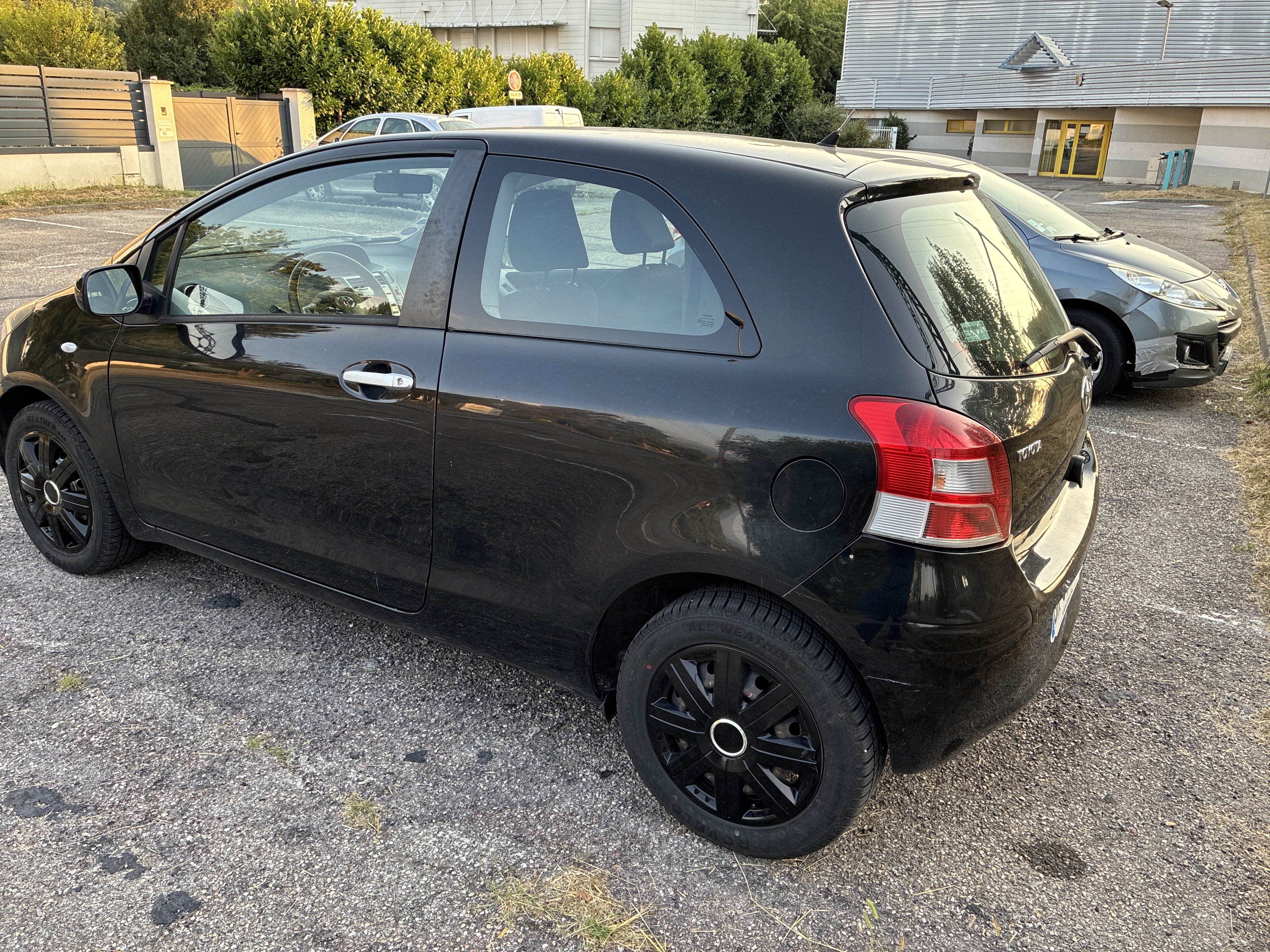 Toyota Yaris Clim - 3 avec Siège bébé