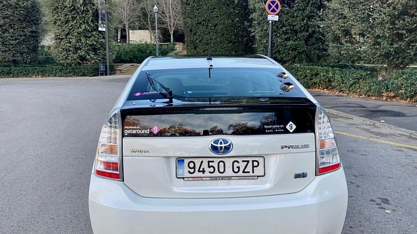 Toyota Prius Advace
