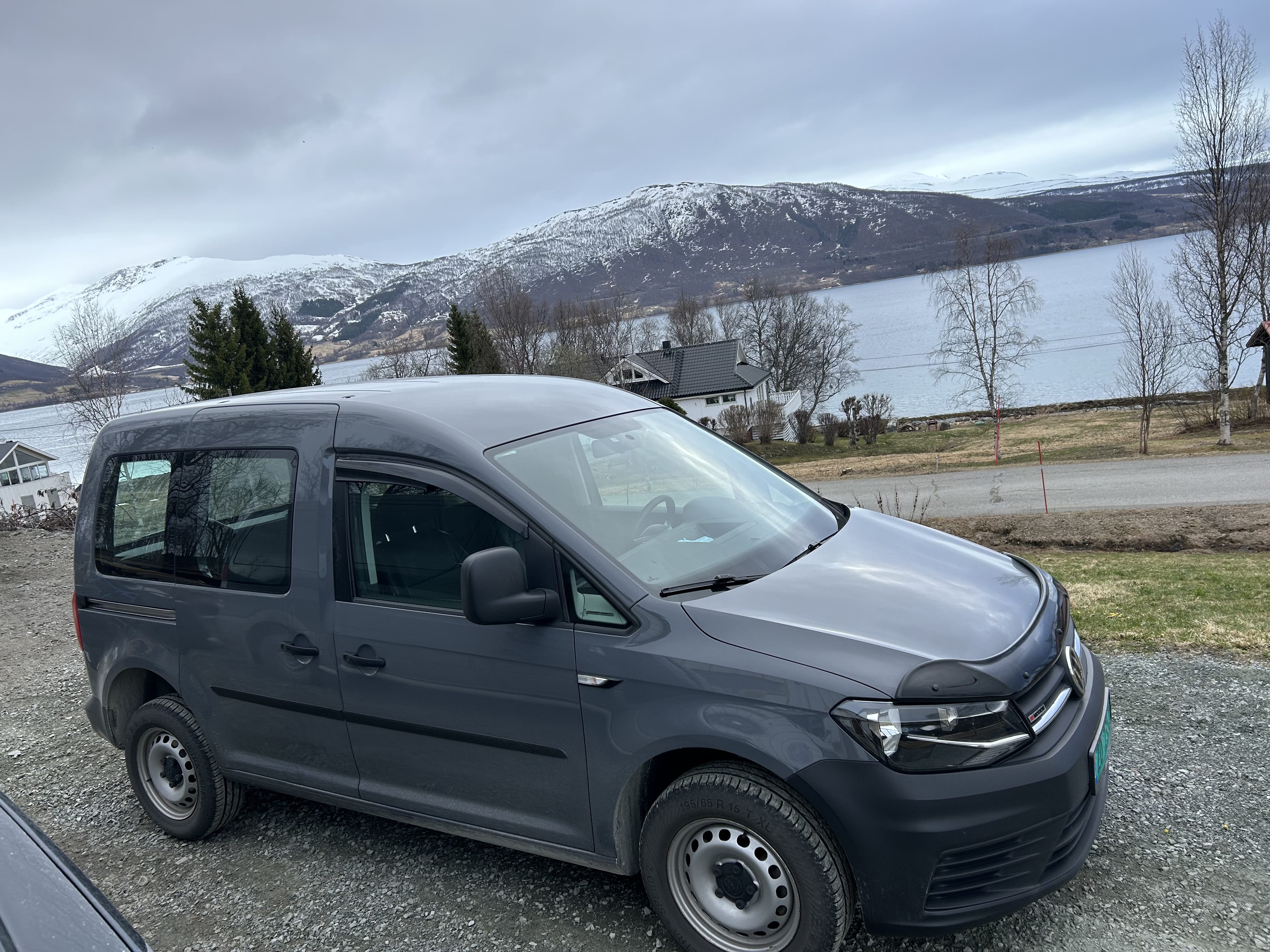 Volkswagen Caddy Varebil med Aircondition