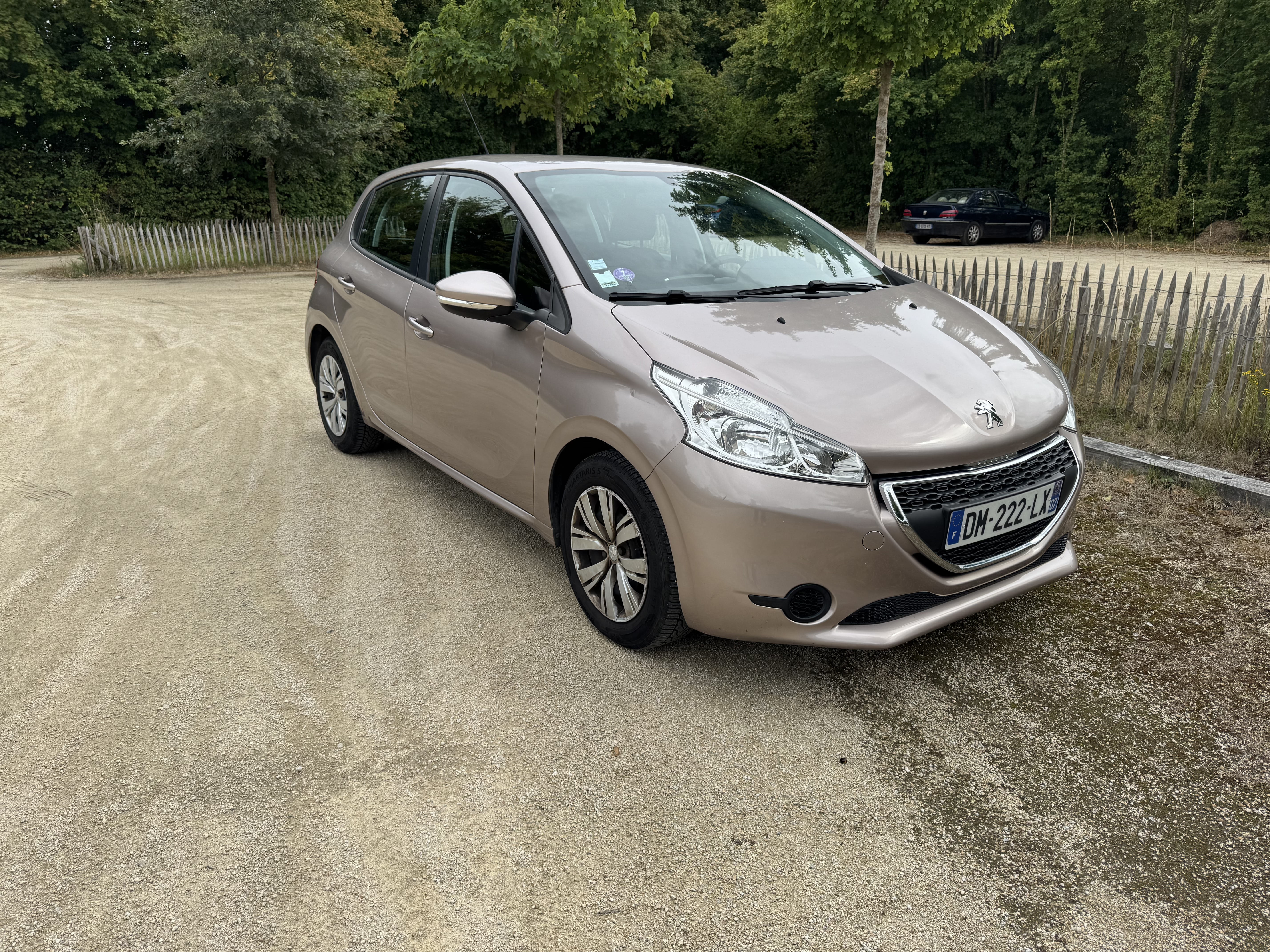 Peugeot 208, 2014, Essence 95