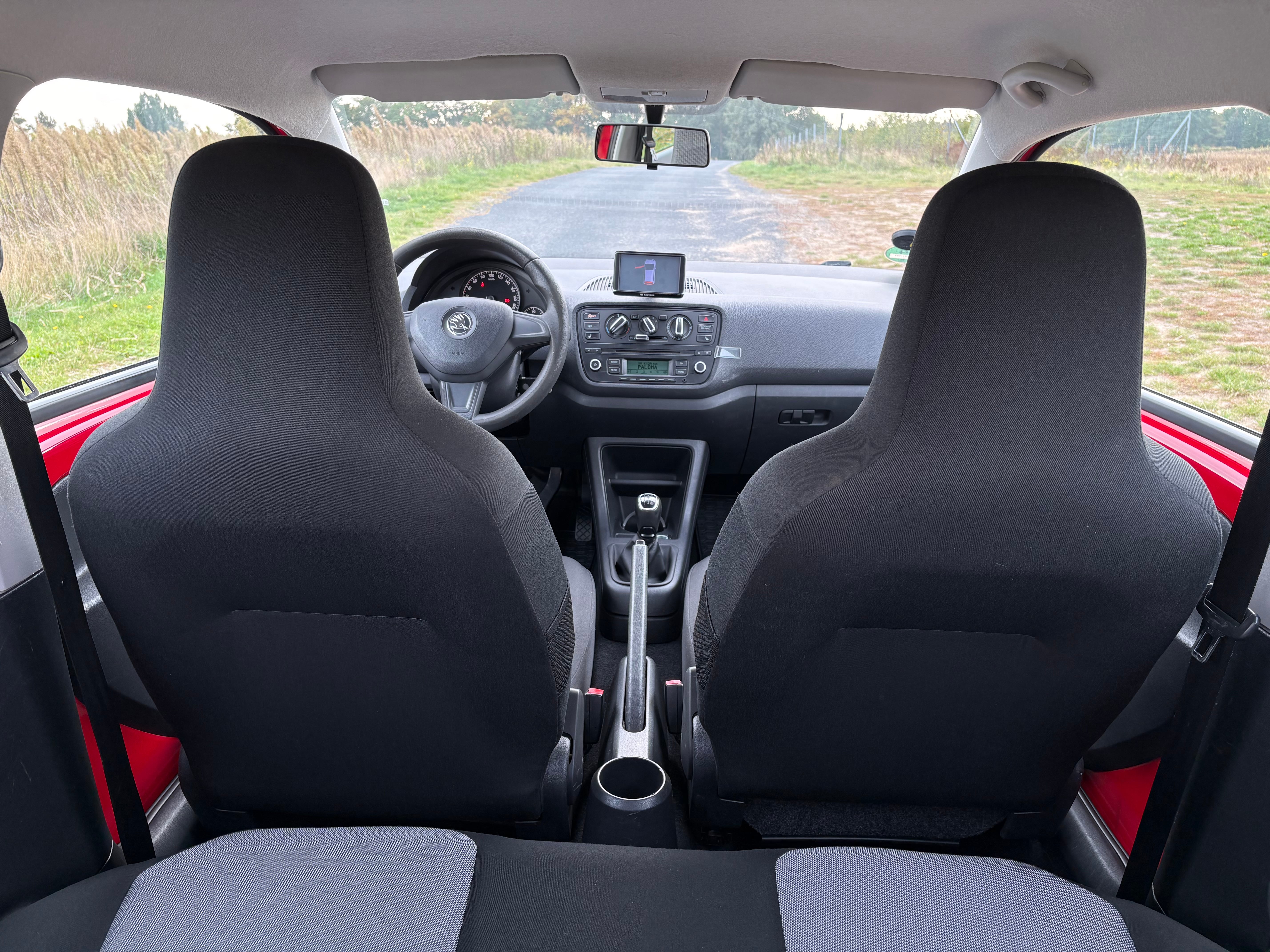Skoda Citigo mit Kindersitz