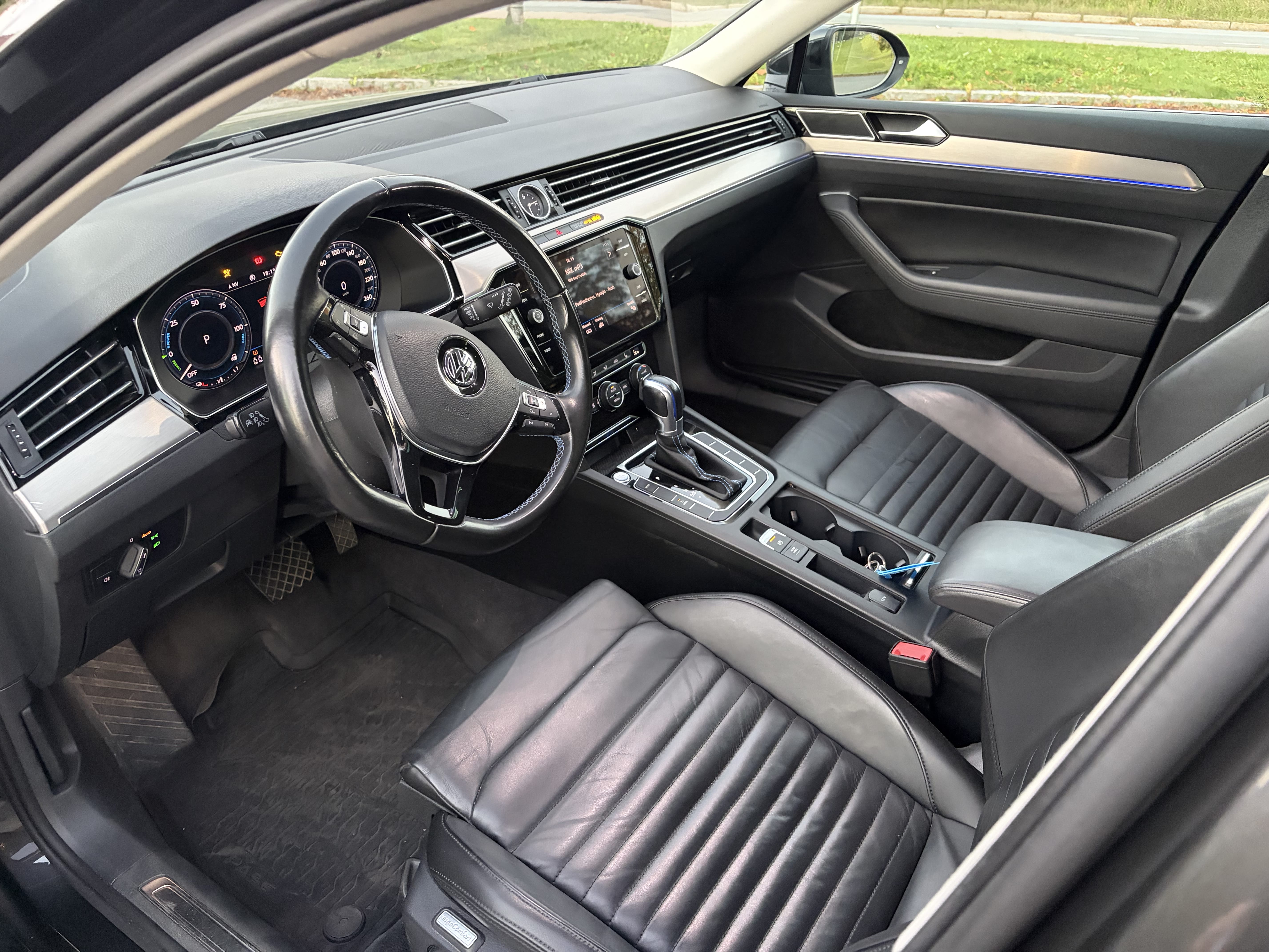 Volkswagen Passat GTE Hybrid med Cruisekontroll